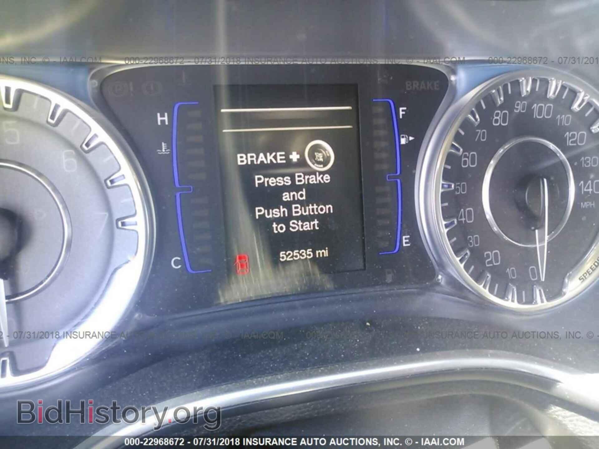 2016 Chrysler 200 - VIN: 1C3CCCAB7GN141879 - Photo 7