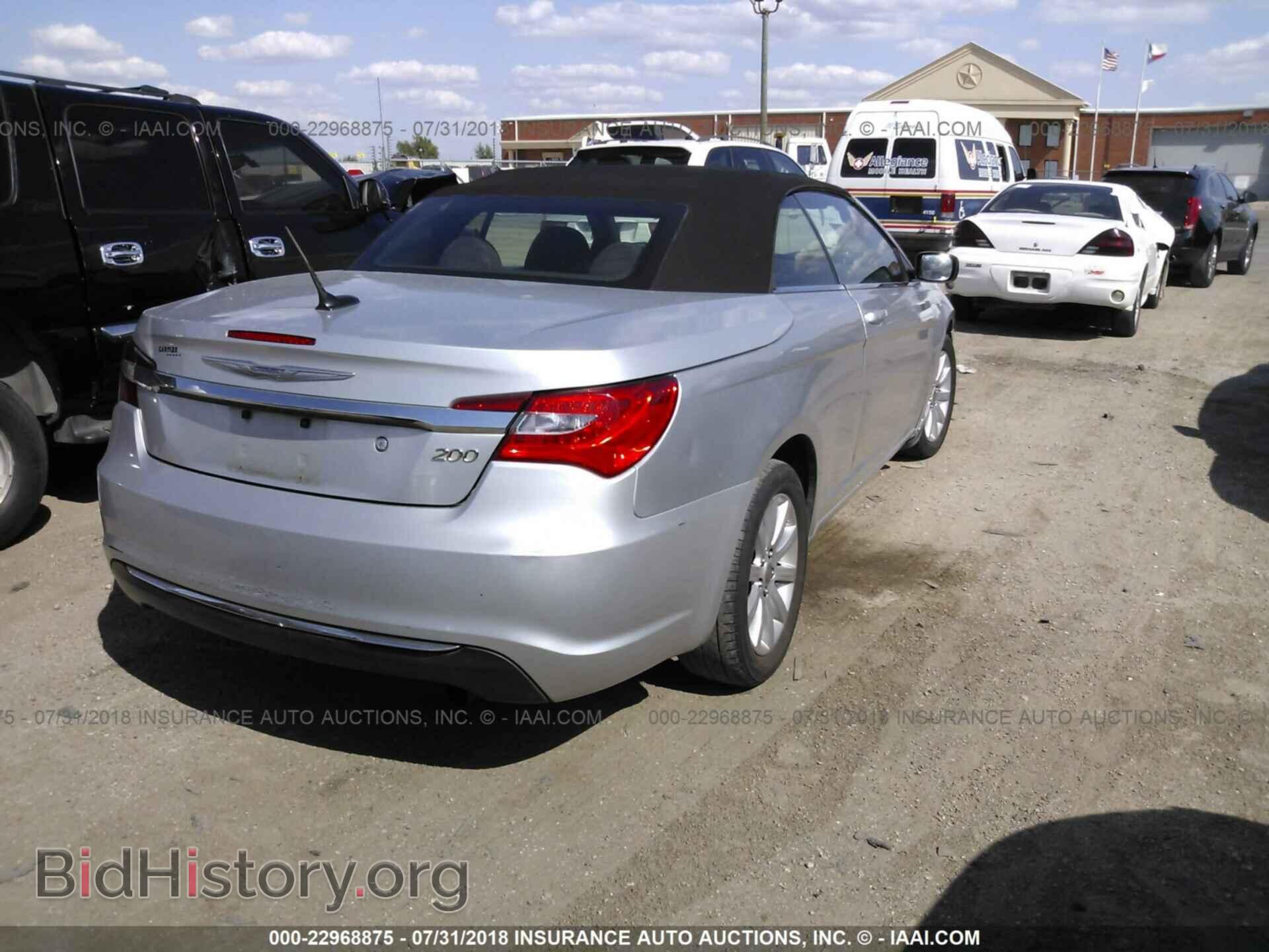 2012 CHRYSLER 200 - VIN: 1C3BCBEB2CN218376 - Photo 4