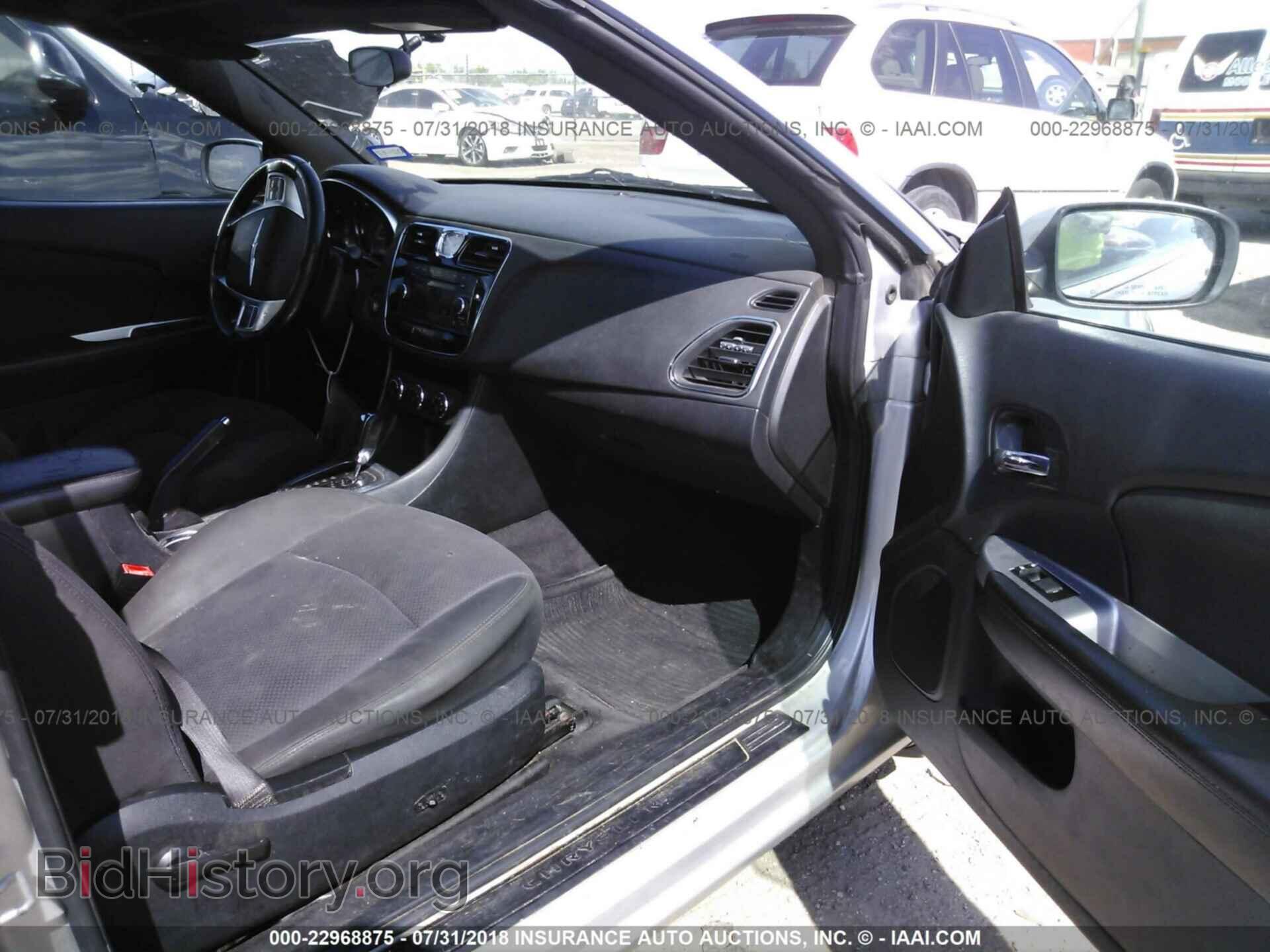 2012 CHRYSLER 200 - VIN: 1C3BCBEB2CN218376 - Photo 5