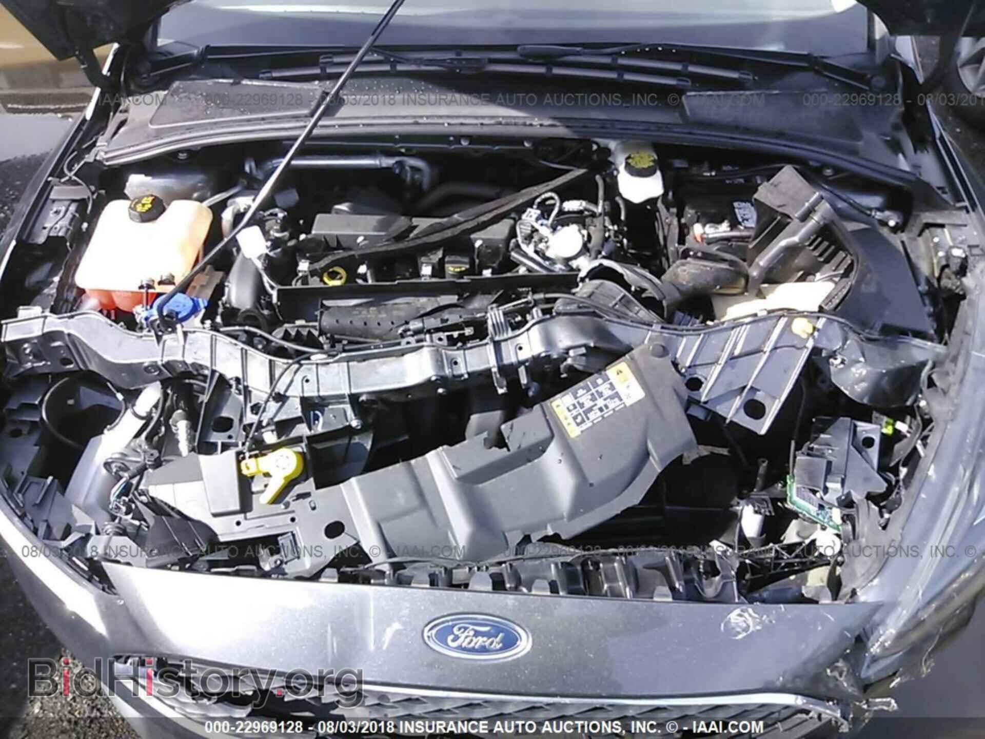 2017 Ford Focus - VIN: 1FADP3M2XHL305547 - Photo 10