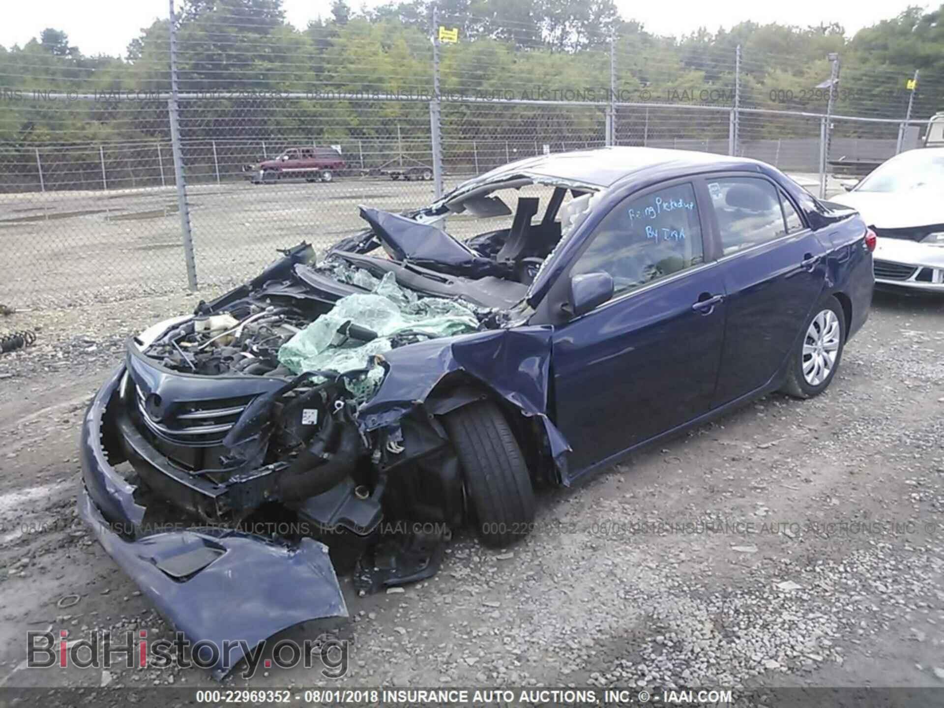 2013 Toyota Corolla - VIN: 2T1BU4EE2DC056669 - Фото 2