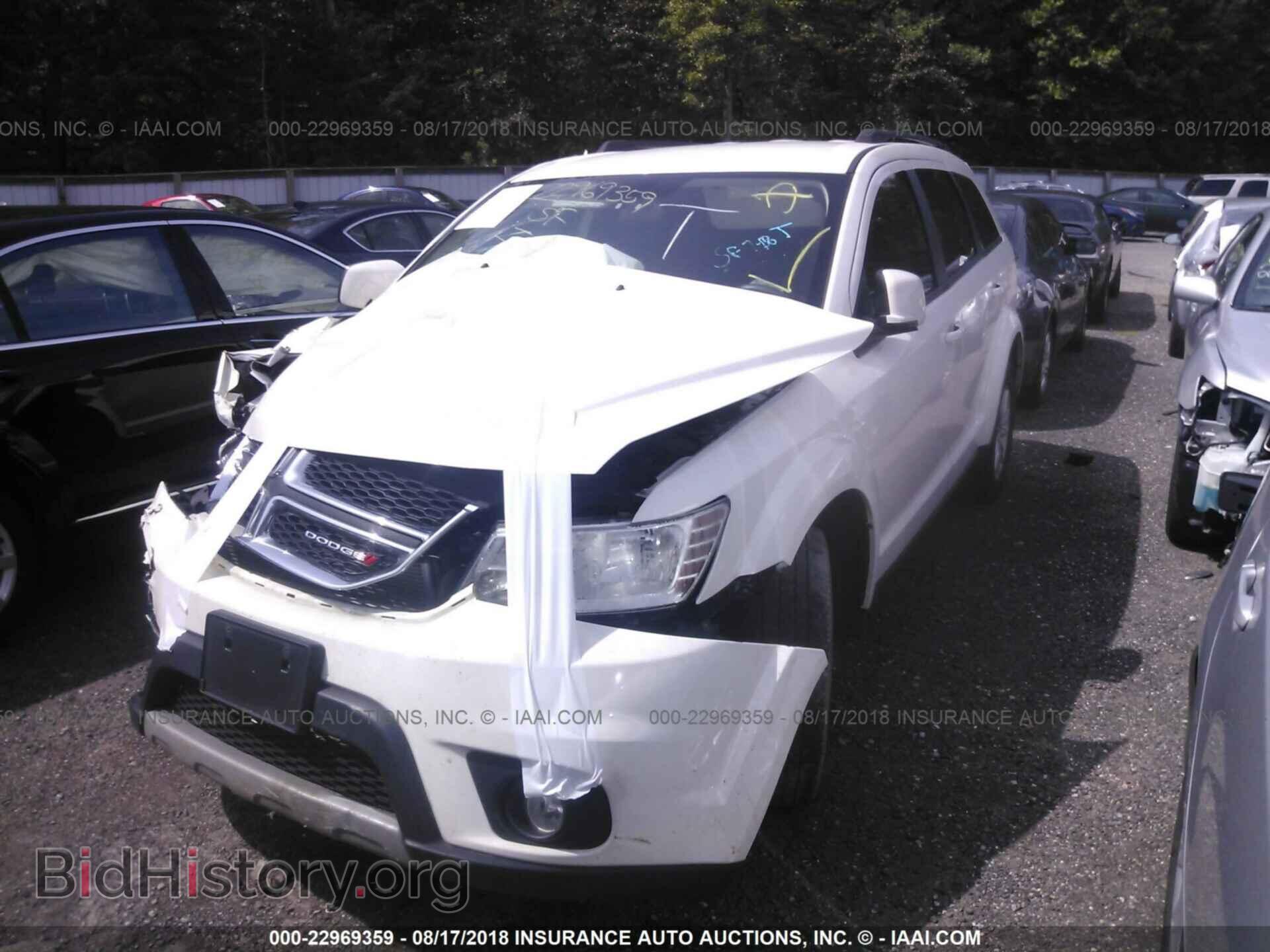 2016 Dodge Journey - VIN: 3C4PDCBG8GT123282 - Фото 2