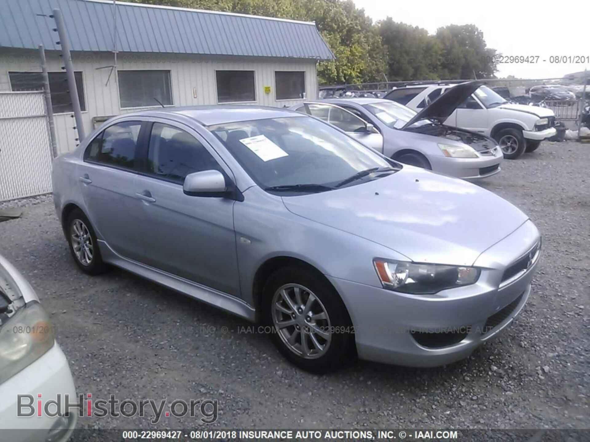 Photo JA32U2FU2BU046670 - Mitsubishi Lancer 2011