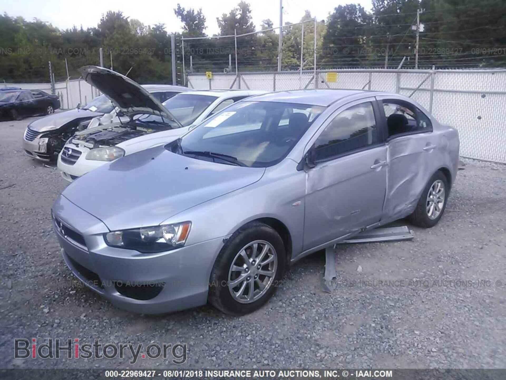 2011 Mitsubishi Lancer - VIN: JA32U2FU2BU046670 - Фото 2