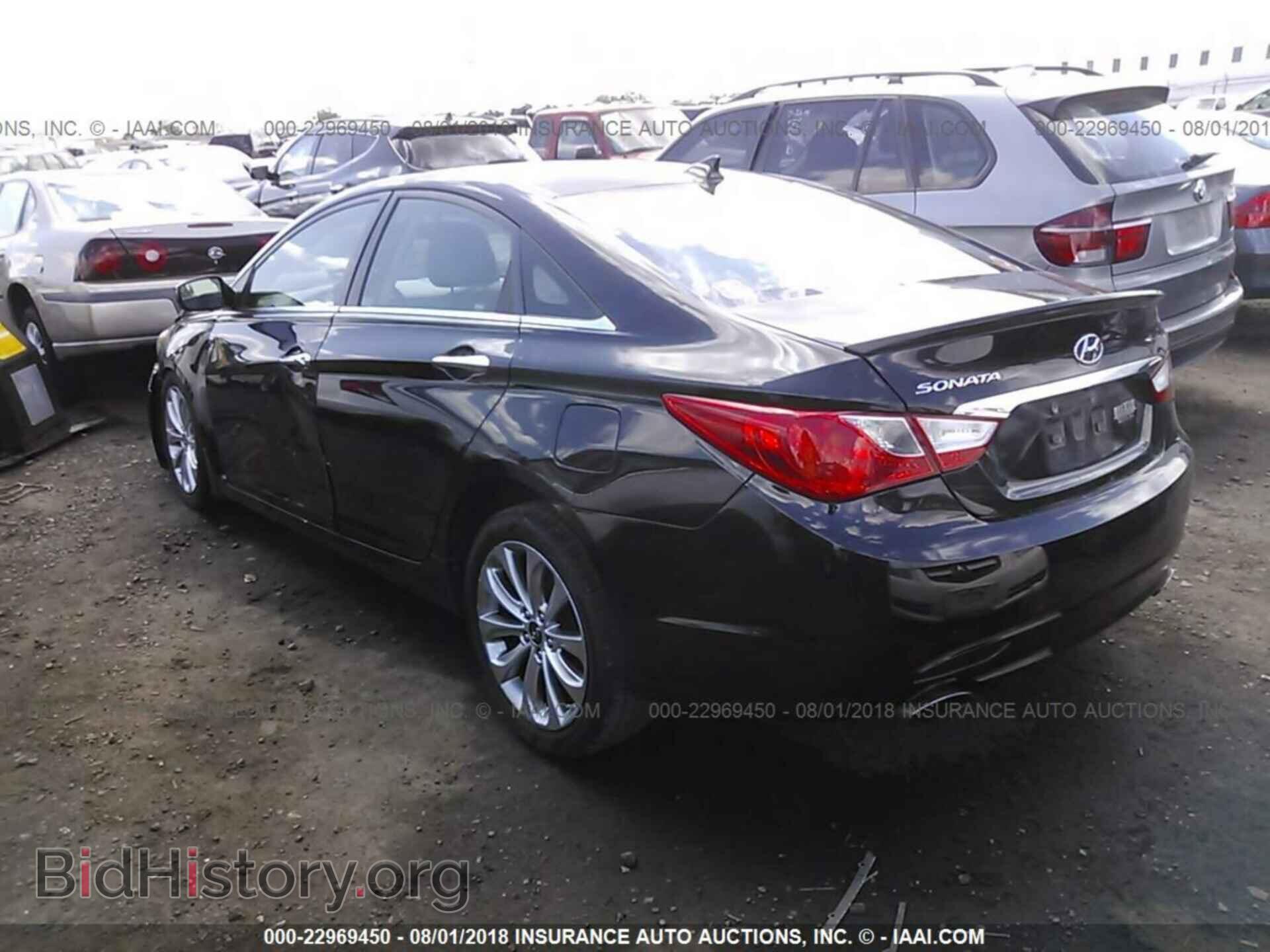 2012 Hyundai Sonata - VIN: 5NPEC4AC4CH462727 - Photo 3