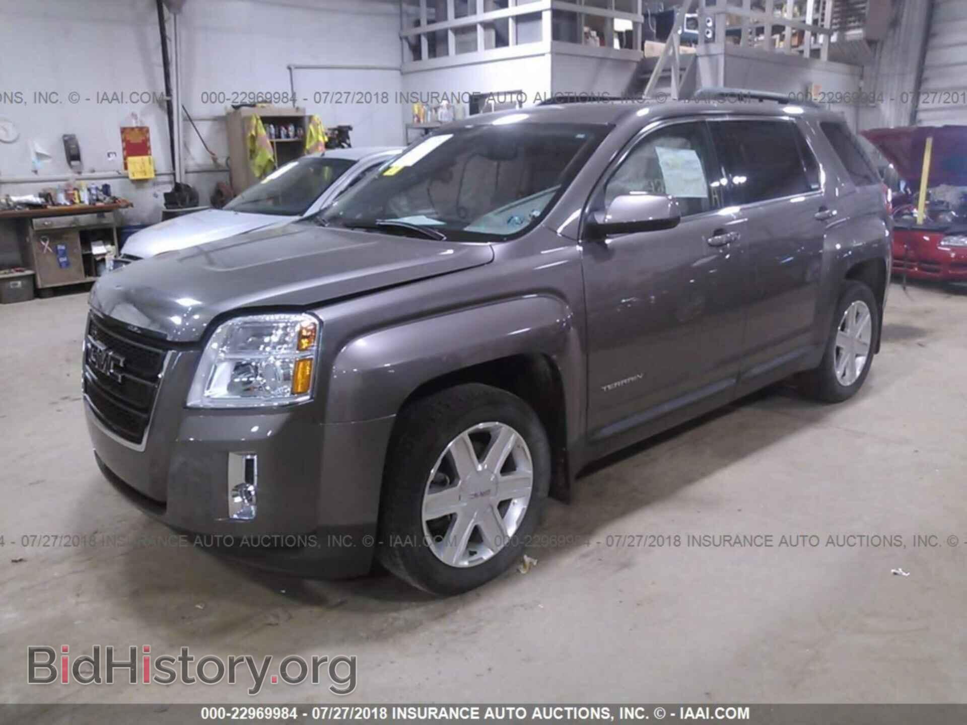2011 Gmc Terrain - VIN: 2CTFLVE51B6410548 - Photo 2