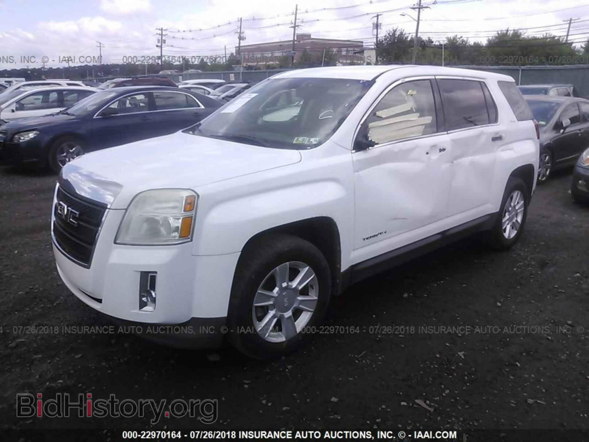 2011 Gmc Terrain - VIN: 2CTFLREC4B6246556 - Photo 2