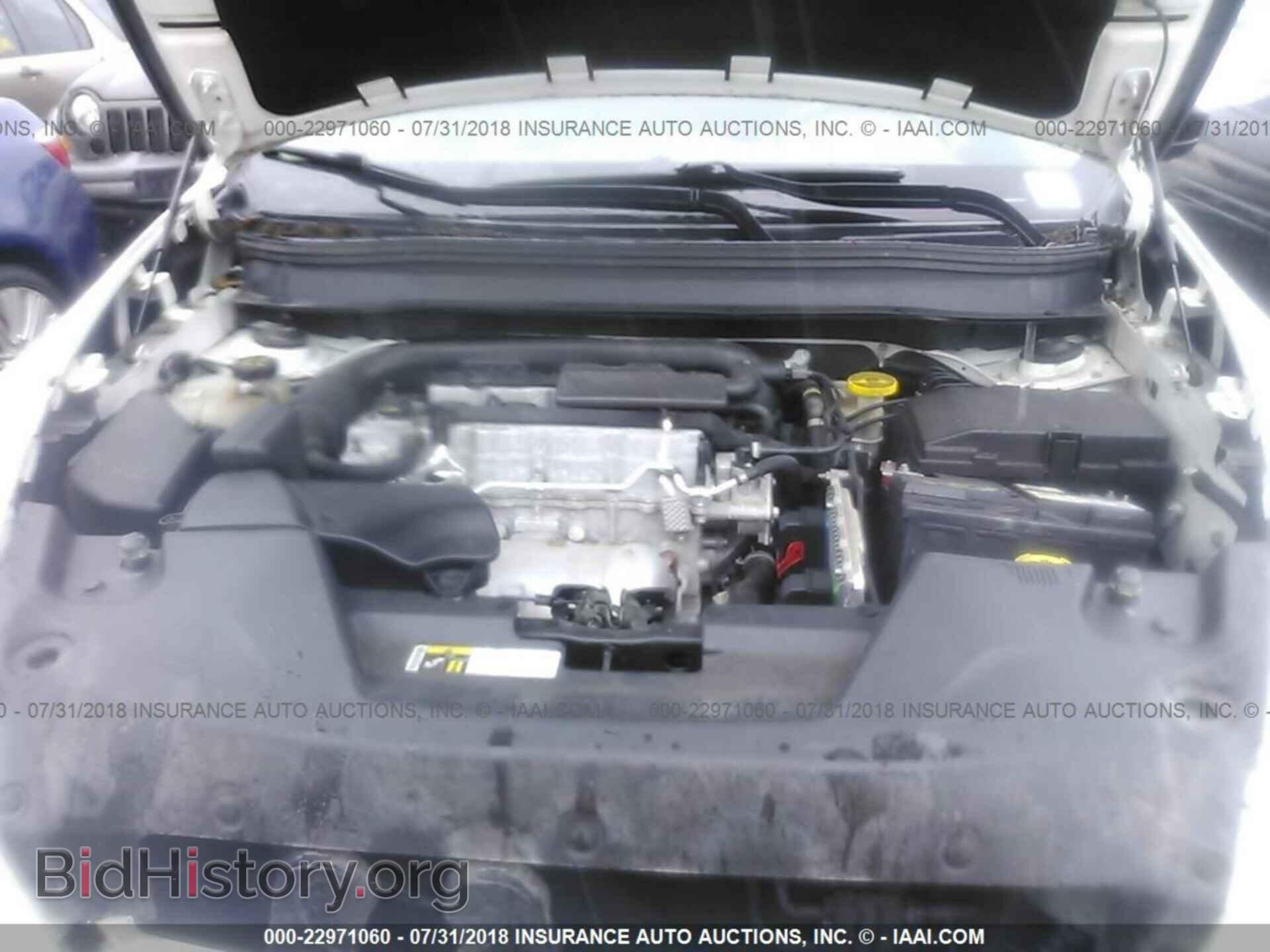 2014 Jeep Cherokee - VIN: 1C4PJLAB2EW301788 - Photo 10