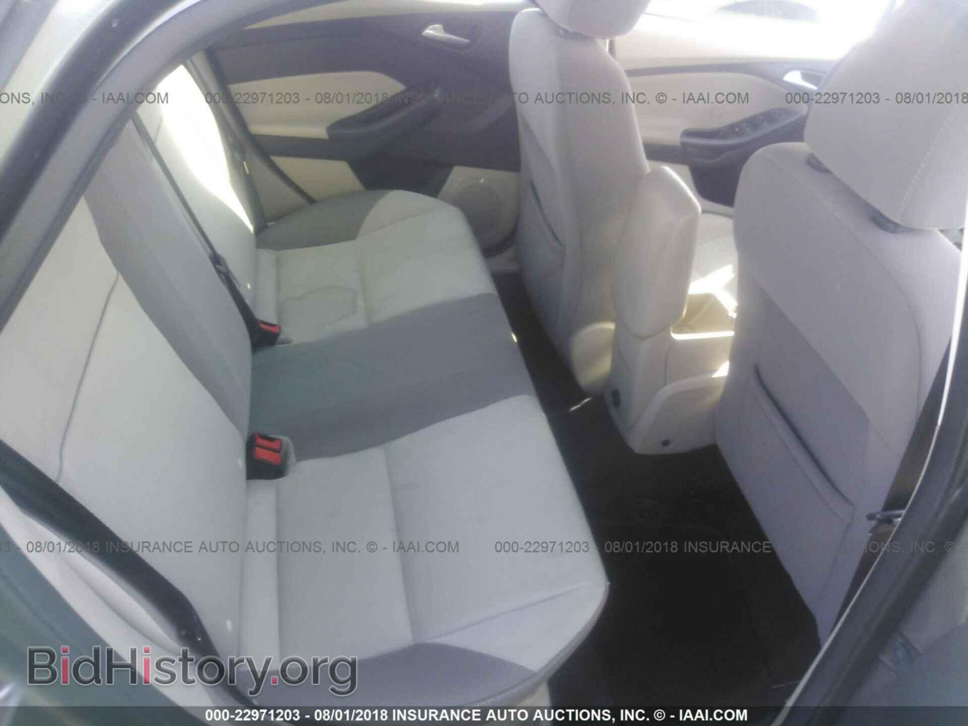 2014 Ford Focus - VIN: 1FADP3F21EL149357 - Фото 8