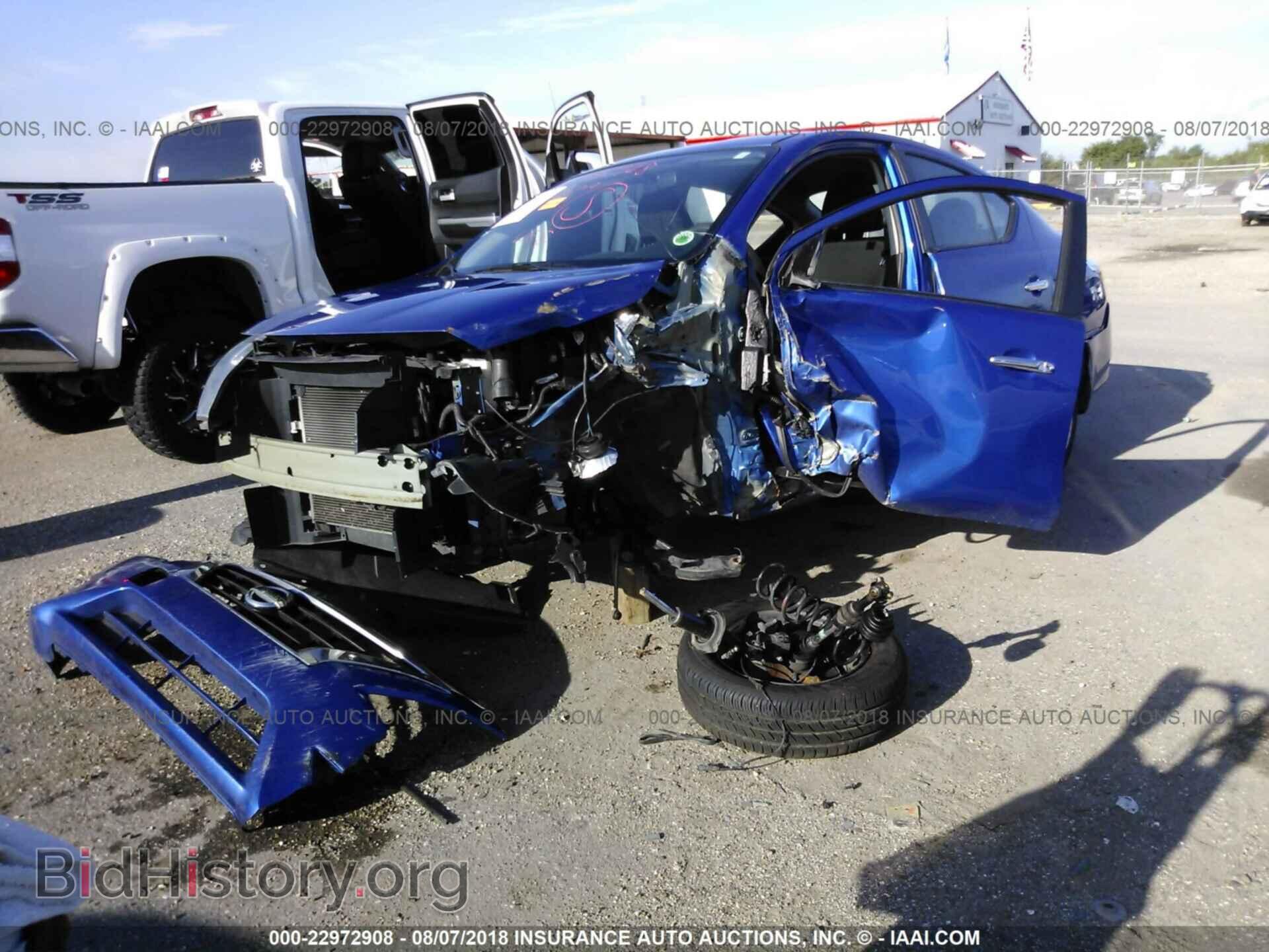 2016 Nissan Versa - VIN: 3N1CN7AP1GL897221 - Photo 2