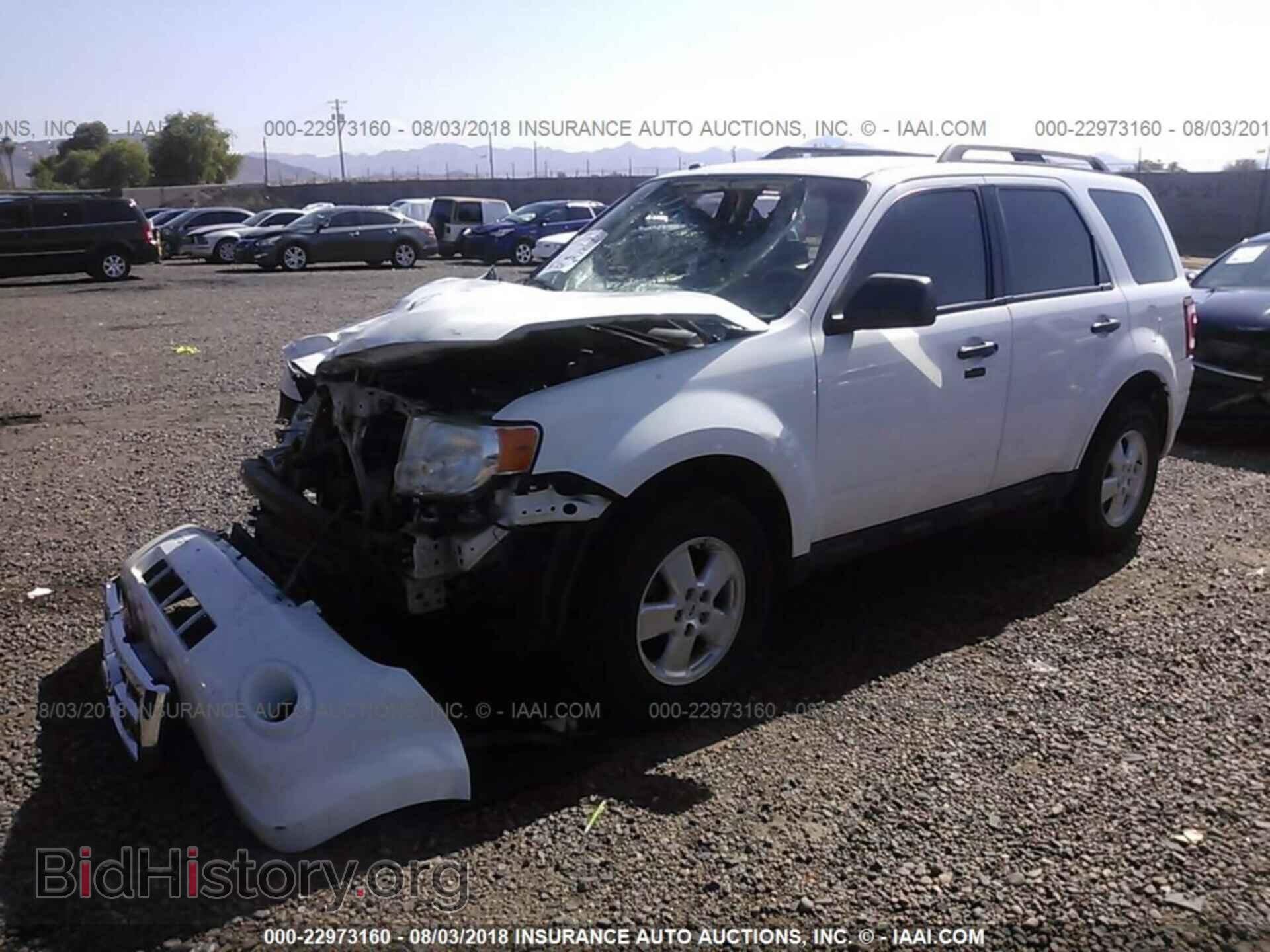 2012 Ford Escape - VIN: 1FMCU9DG4CKB43227 - Фото 2