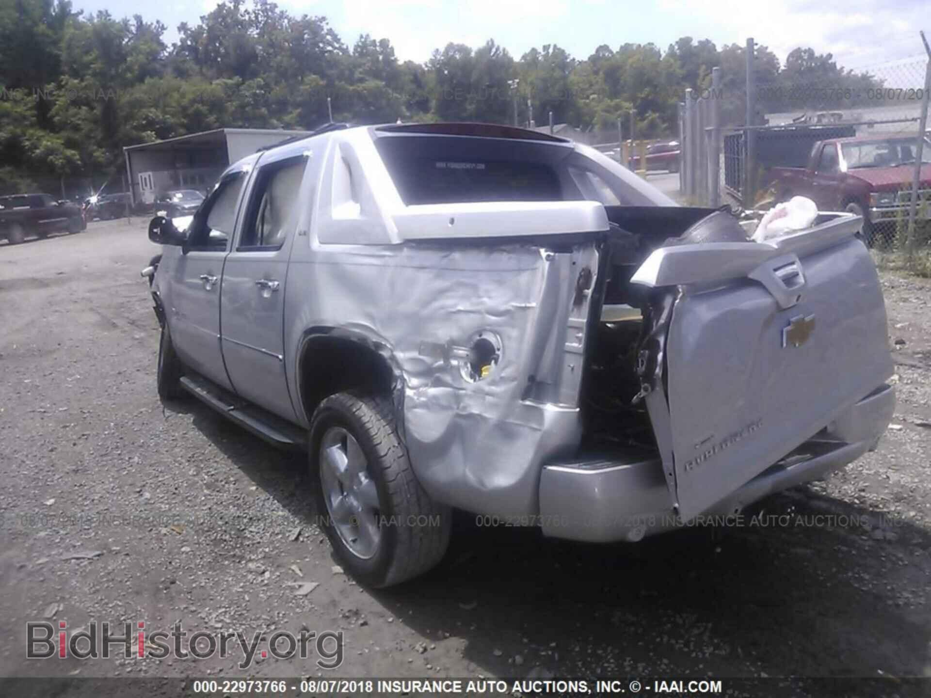 2012 Chevrolet Avalanche - VIN: 3GNTKGE79CG306157 - Фото 3