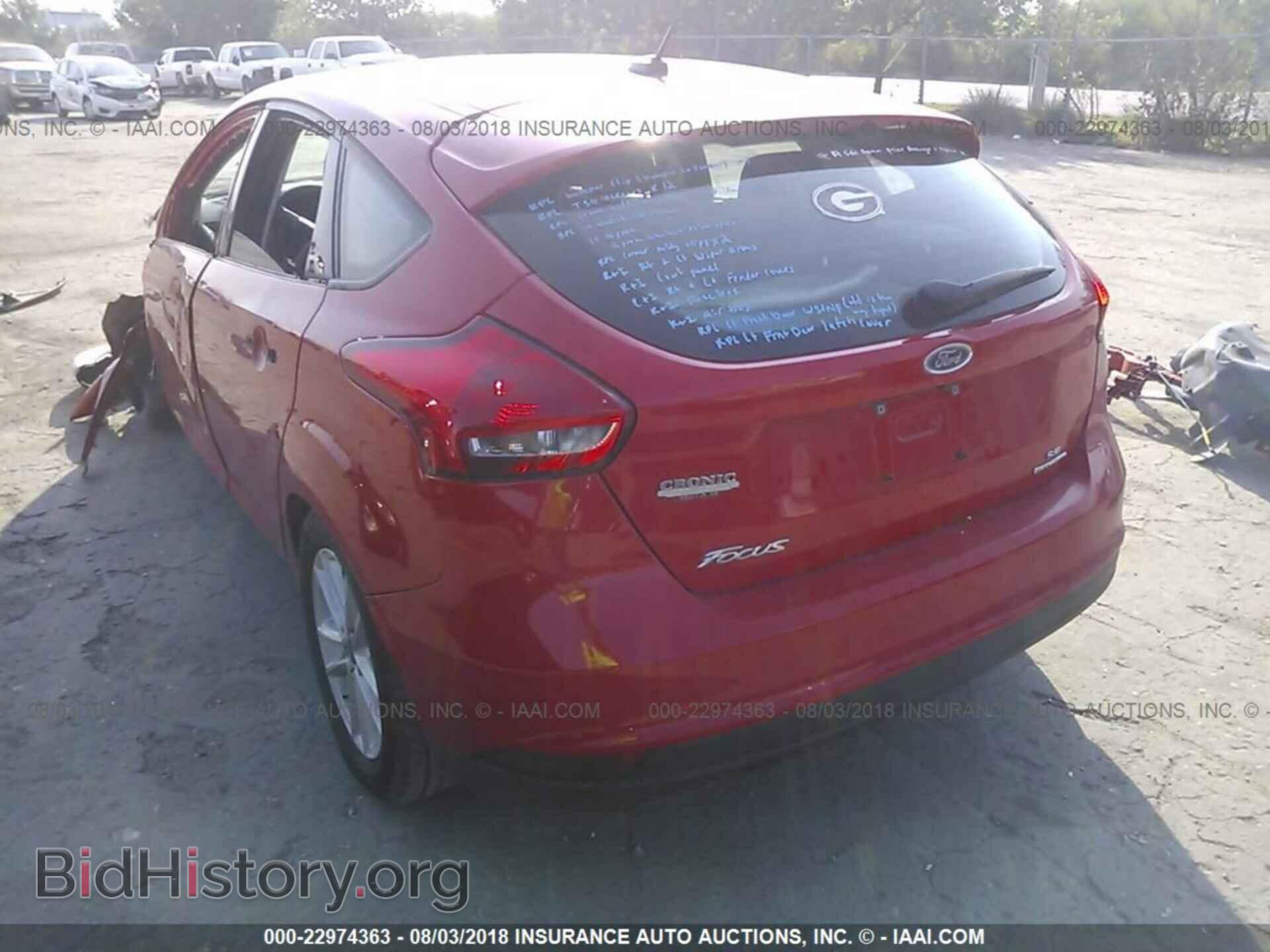 2016 Ford Focus - VIN: 1FADP3K21GL271001 - Фото 3