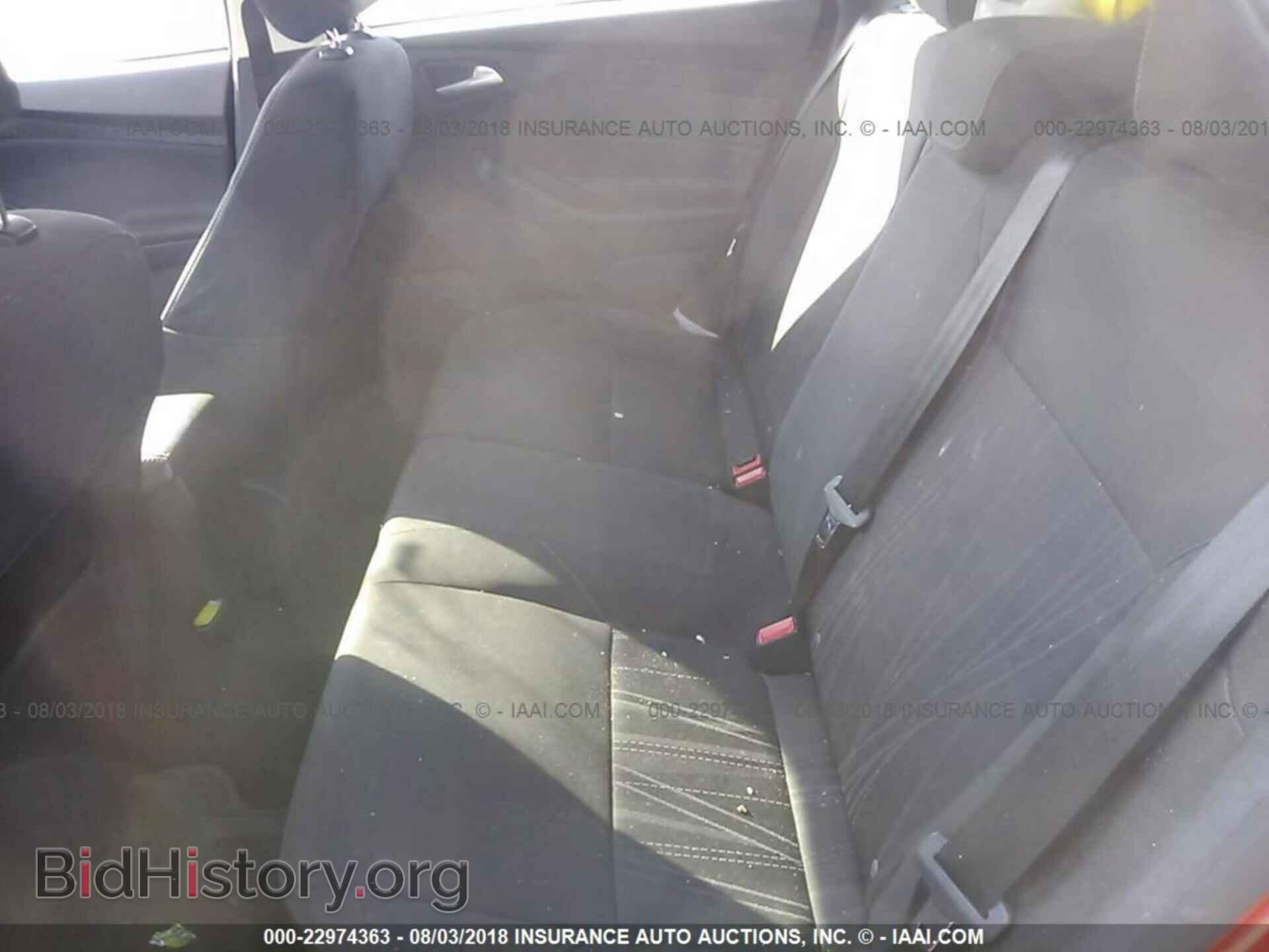 2016 Ford Focus - VIN: 1FADP3K21GL271001 - Фото 8
