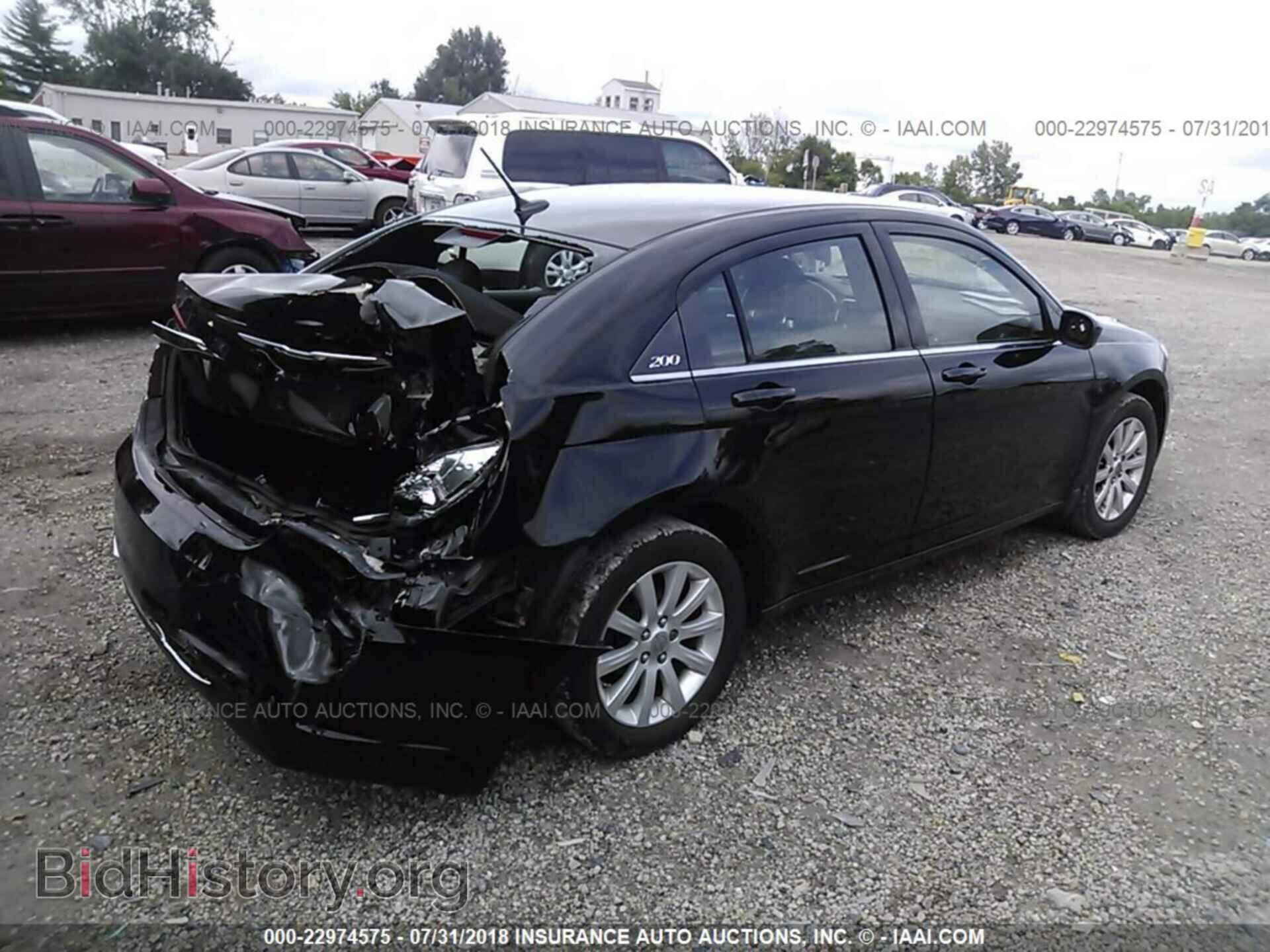 2013 Chrysler 200 - VIN: 1C3CCBBB5DN706232 - Photo 4
