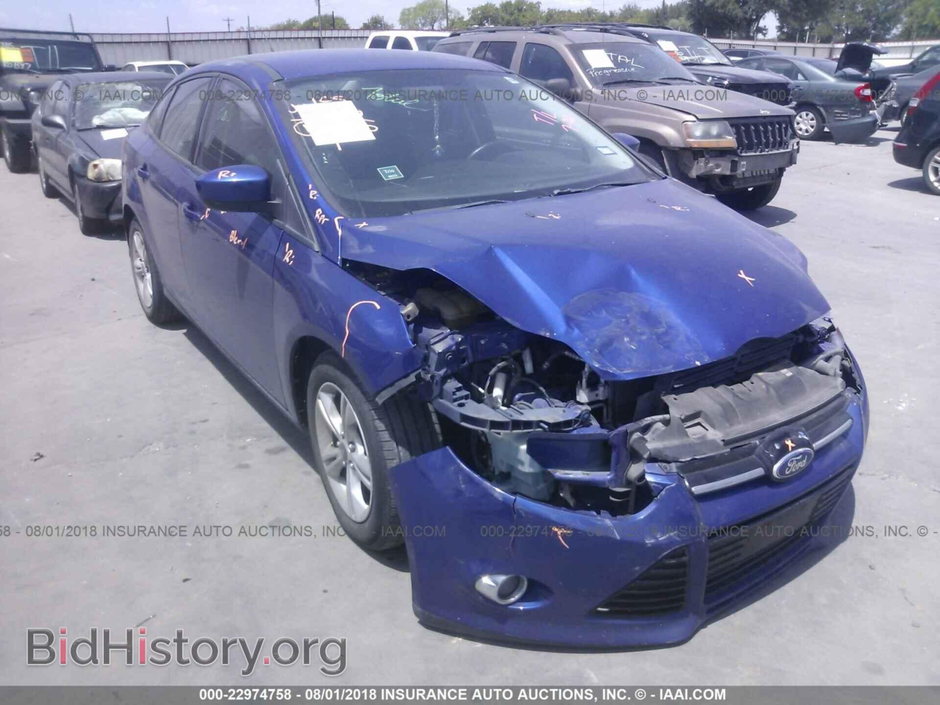 Photo 1FAHP3F22CL320535 - Ford Focus 2012
