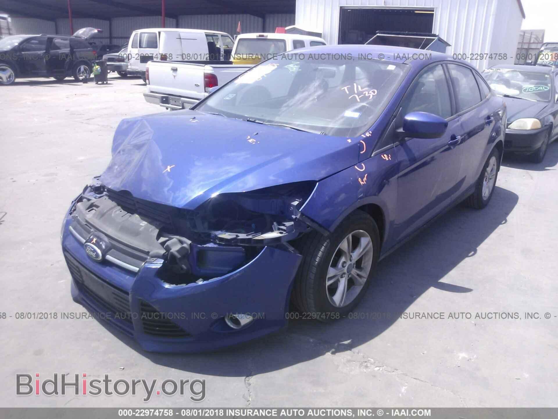 2012 Ford Focus - VIN: 1FAHP3F22CL320535 - Photo 2