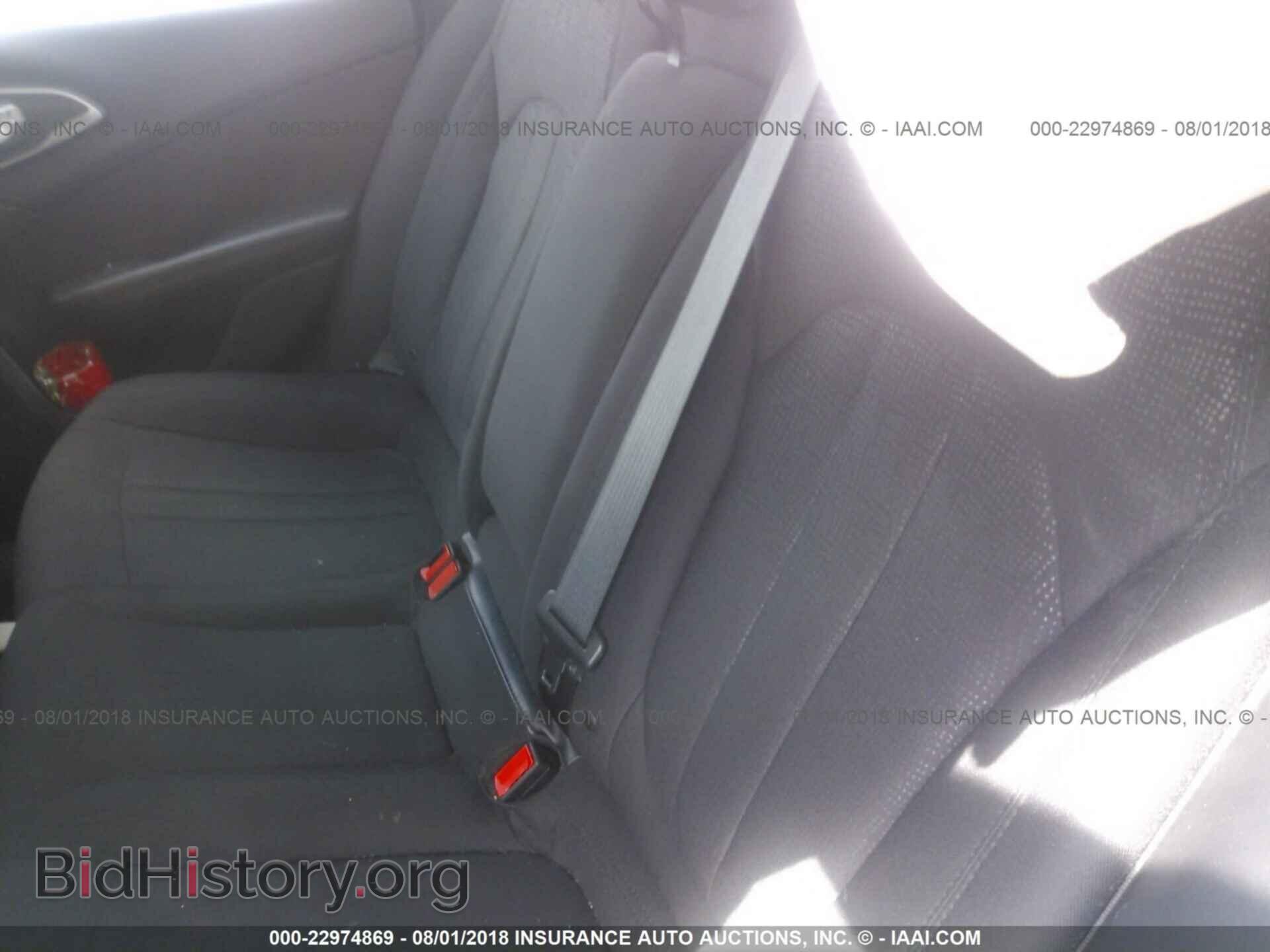 2015 Chrysler 200 - VIN: 1C3CCCAB2FN616496 - Photo 8