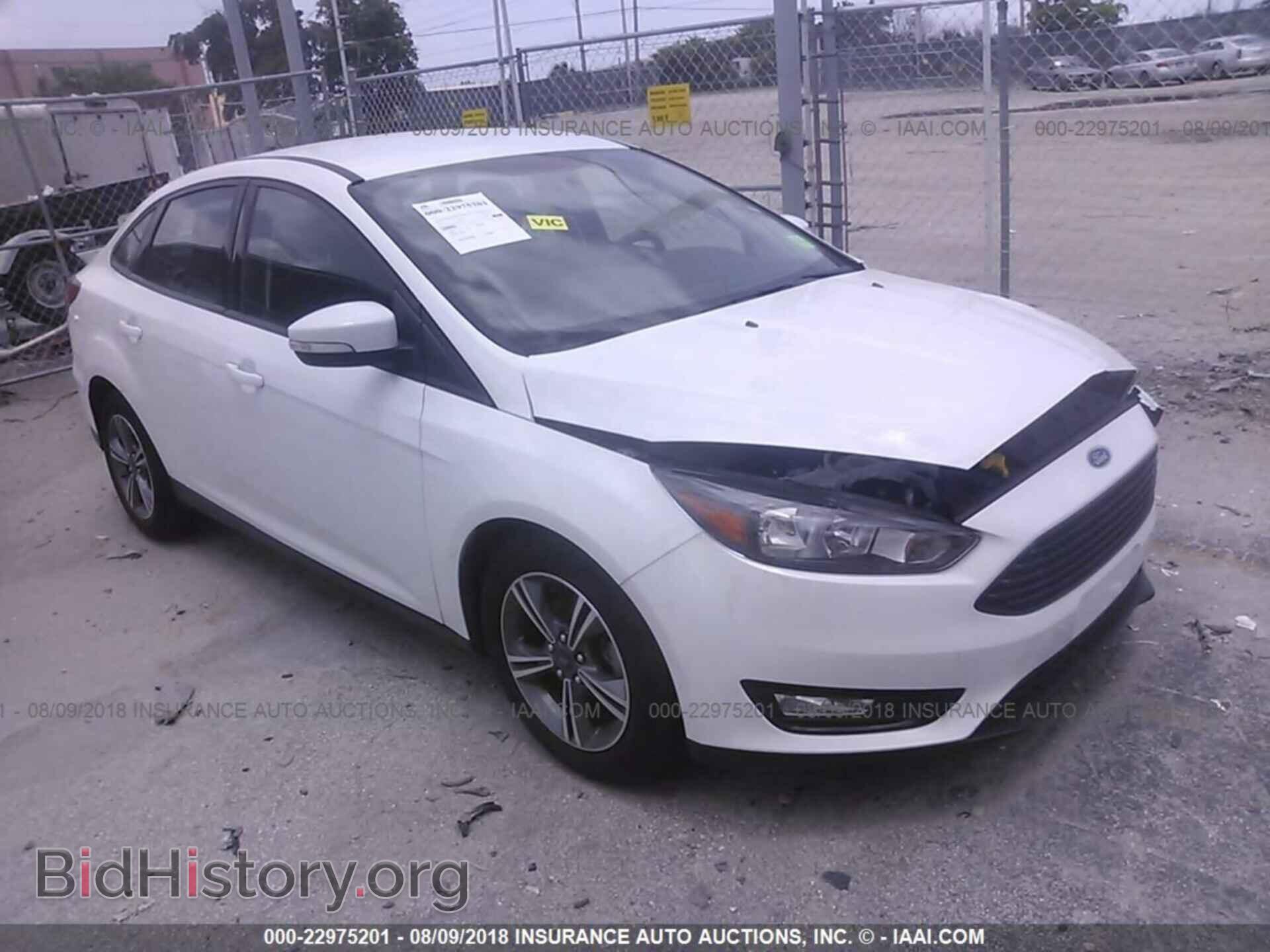 Photo 1FADP3FEXHL298042 - Ford Focus 2017