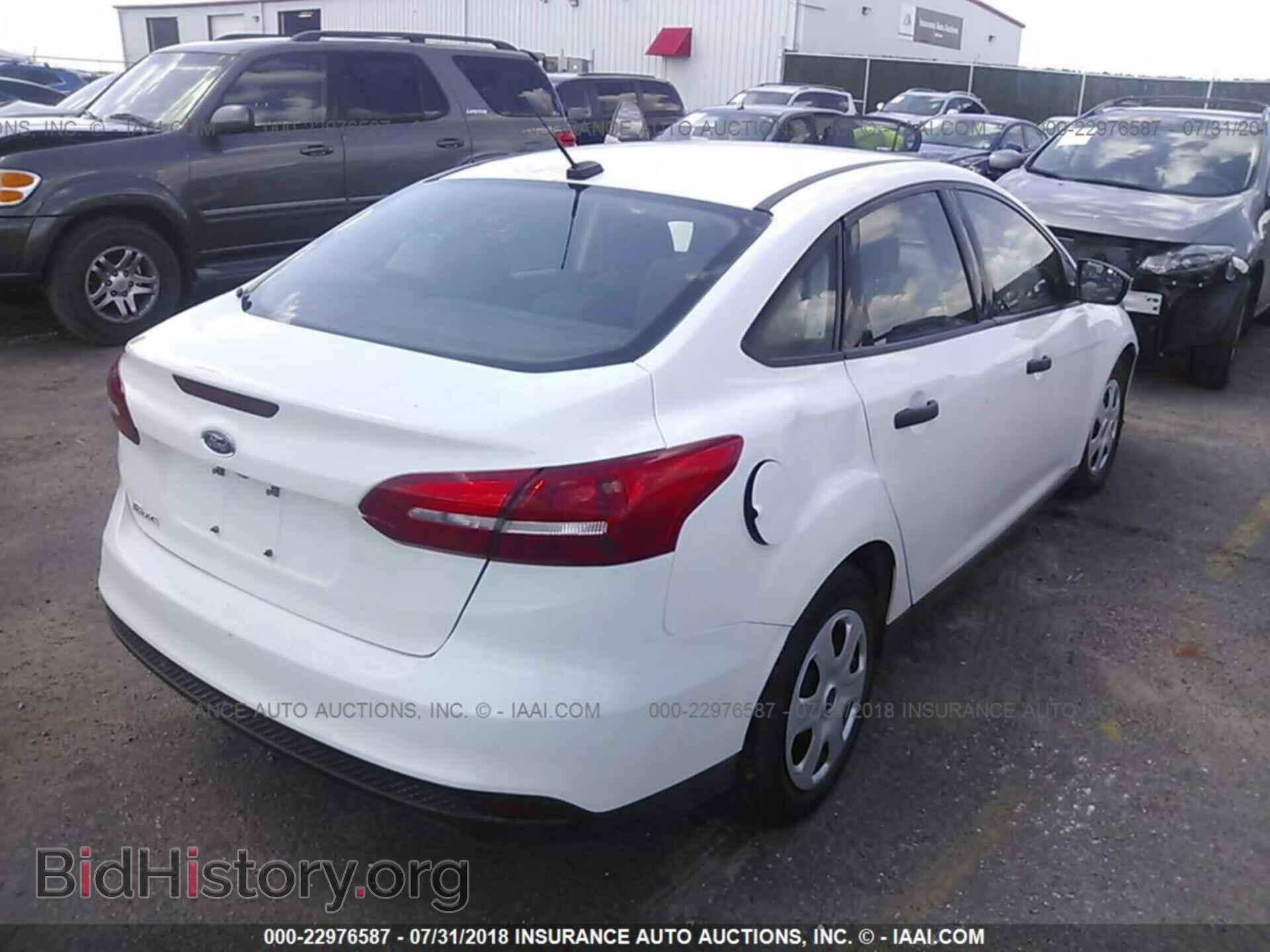 2017 FORD FOCUS - VIN: 1FADP3E27HL205470 - Фото 4