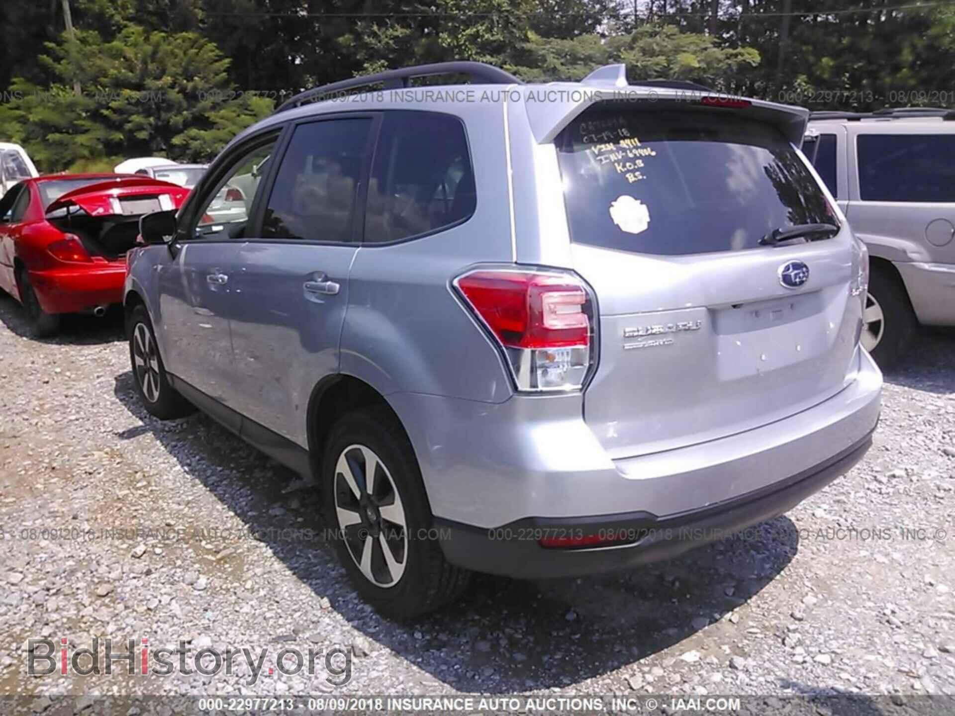 2018 Subaru Forester - VIN: JF2SJAEC0JH512411 - Photo 3