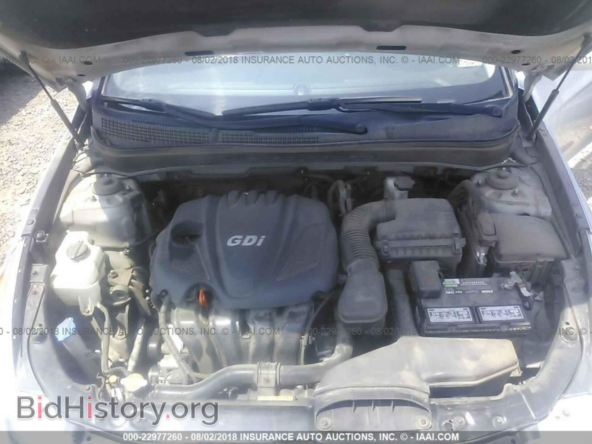 2012 Hyundai Sonata - VIN: 5NPEC4AC2CH393567 - Photo 10