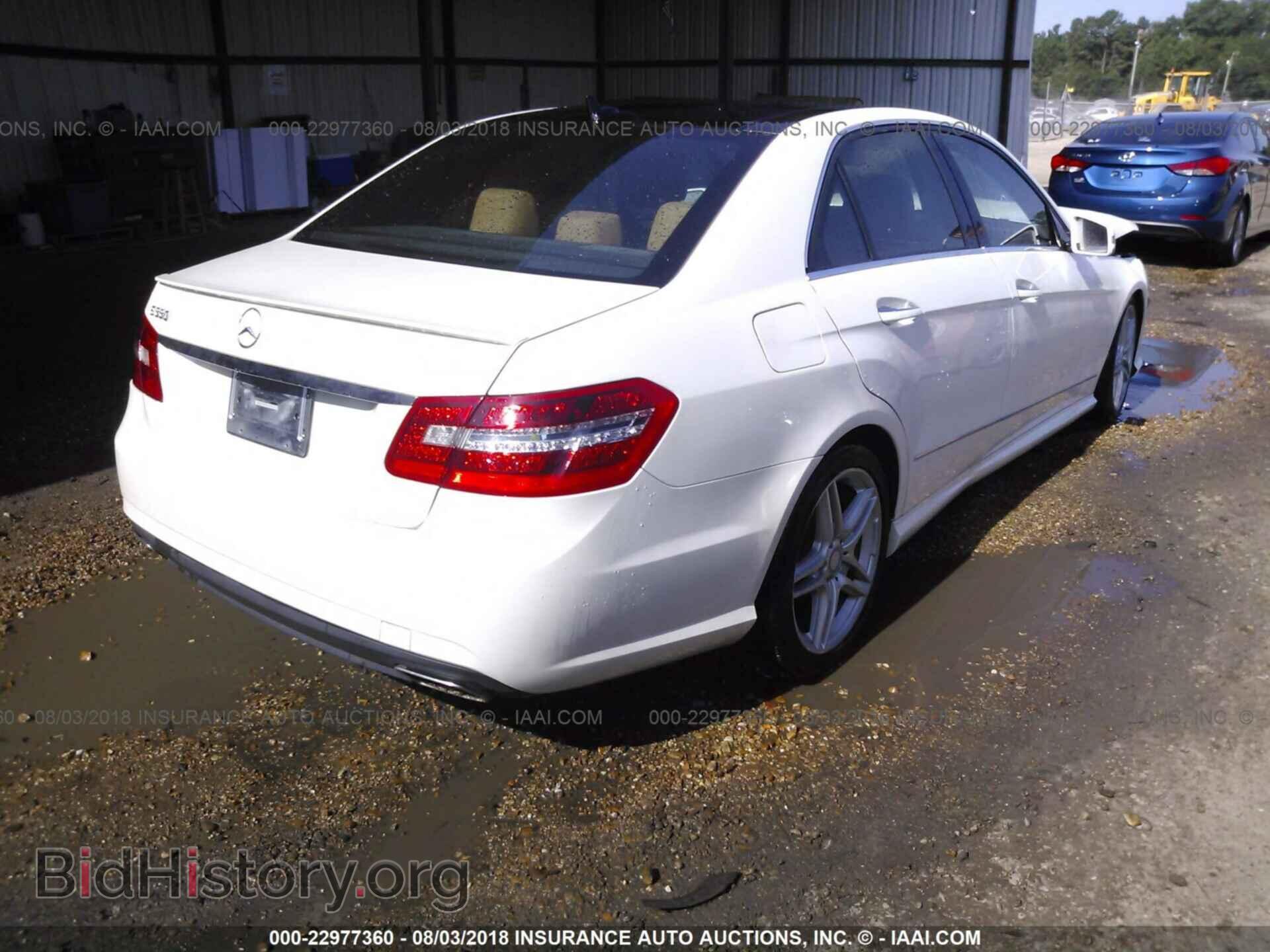 2011 Mercedes-benz E - VIN: WDDHF7CB8BA414007 - Photo 4