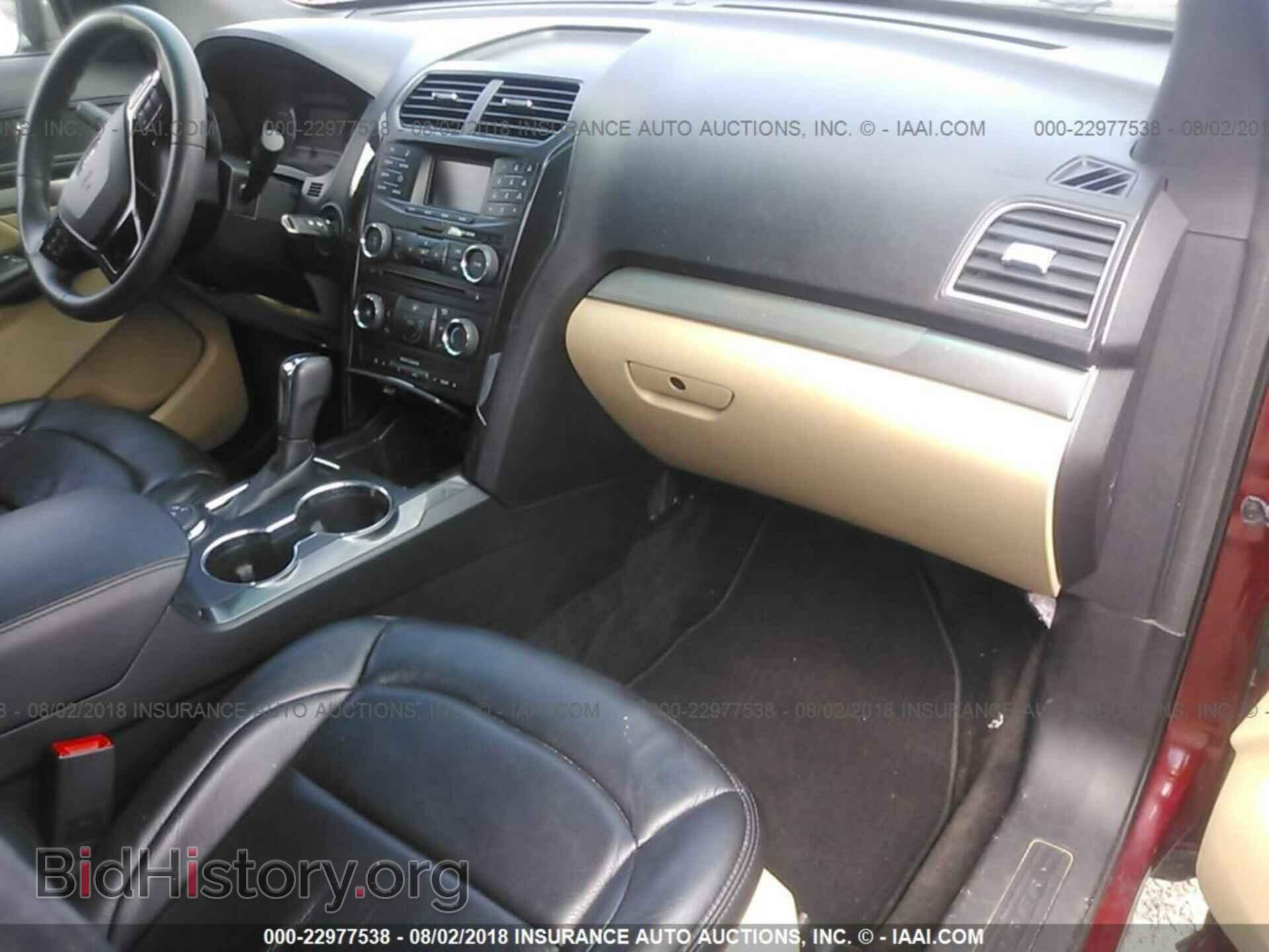2016 Ford Explorer - VIN: 1FM5K8B82GGB00390 - Фото 5
