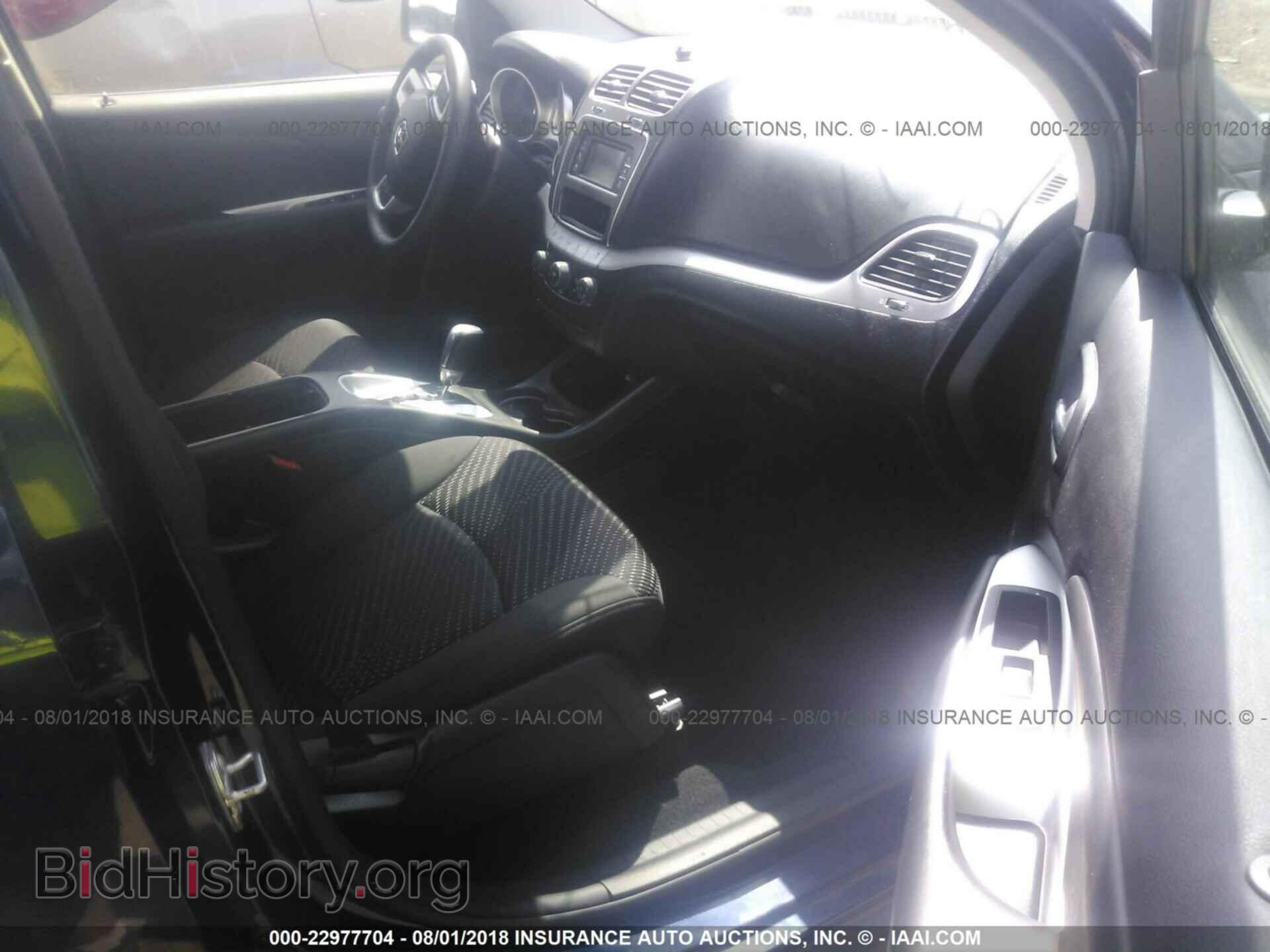 2017 Dodge Journey - VIN: 3C4PDCAB8HT560657 - Photo 5