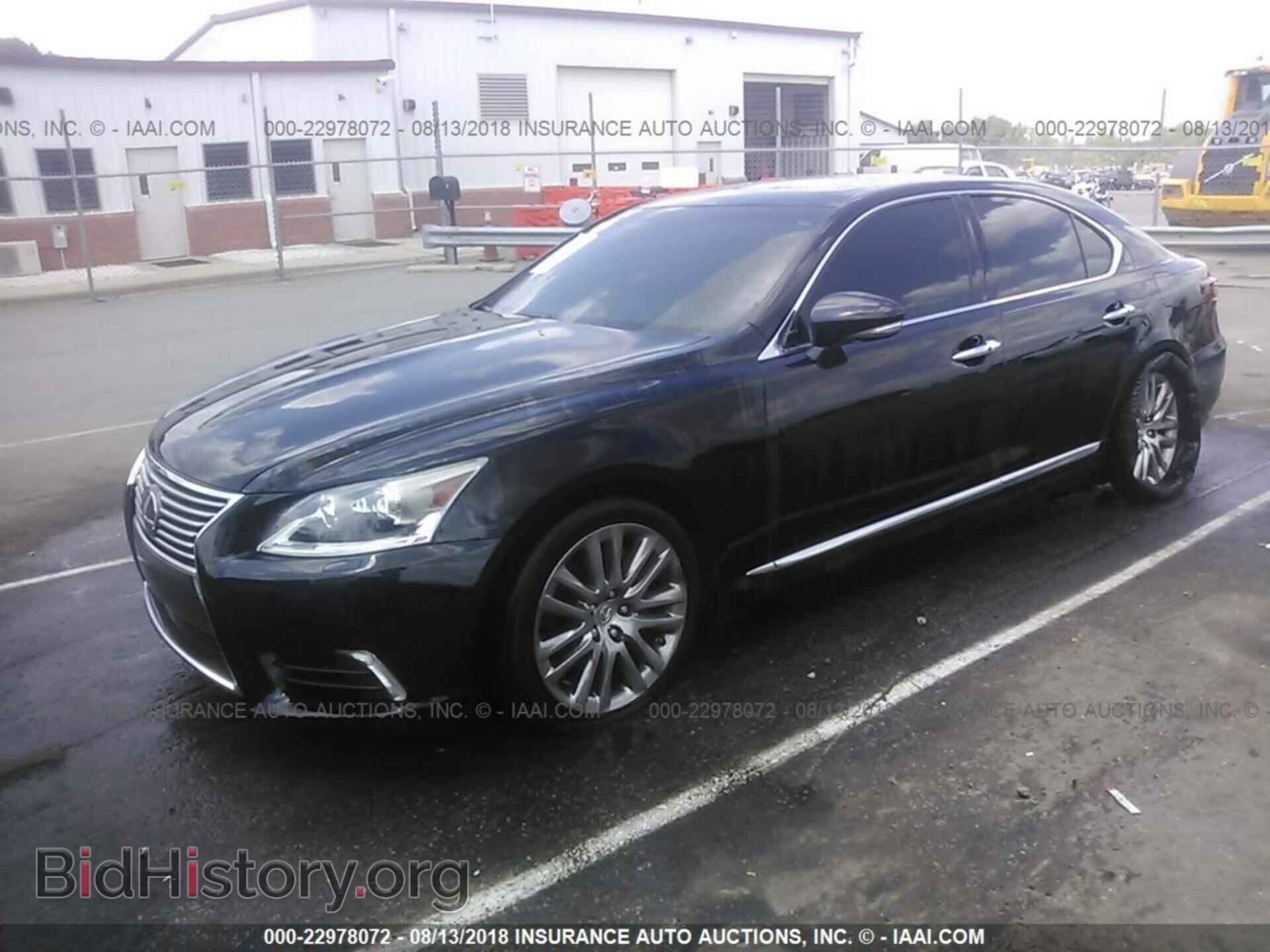 2013 Lexus Ls - VIN: JTHBL5EF6D5120841 - Фото 2