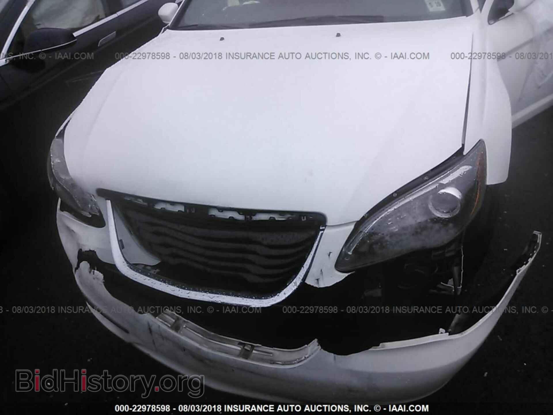 2014 Chrysler 200 - VIN: 1C3CCBBG6EN118546 - Фото 6