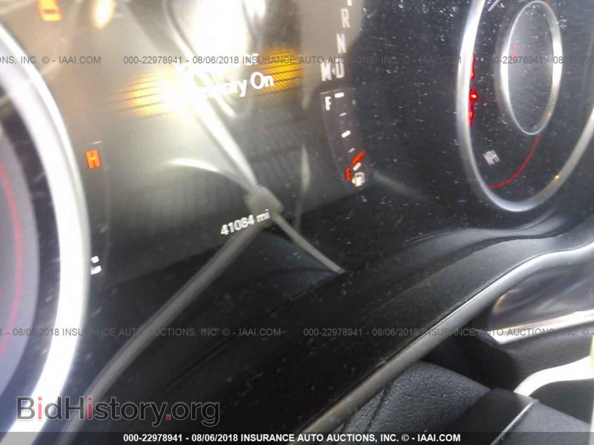 2016 Dodge Challenger - VIN: 2C3CDZAG5GH176702 - Photo 7