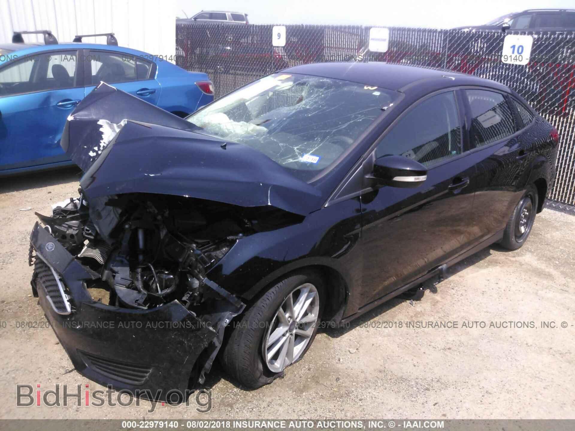 2016 Ford Focus - VIN: 1FADP3F27GL395106 - Фото 2