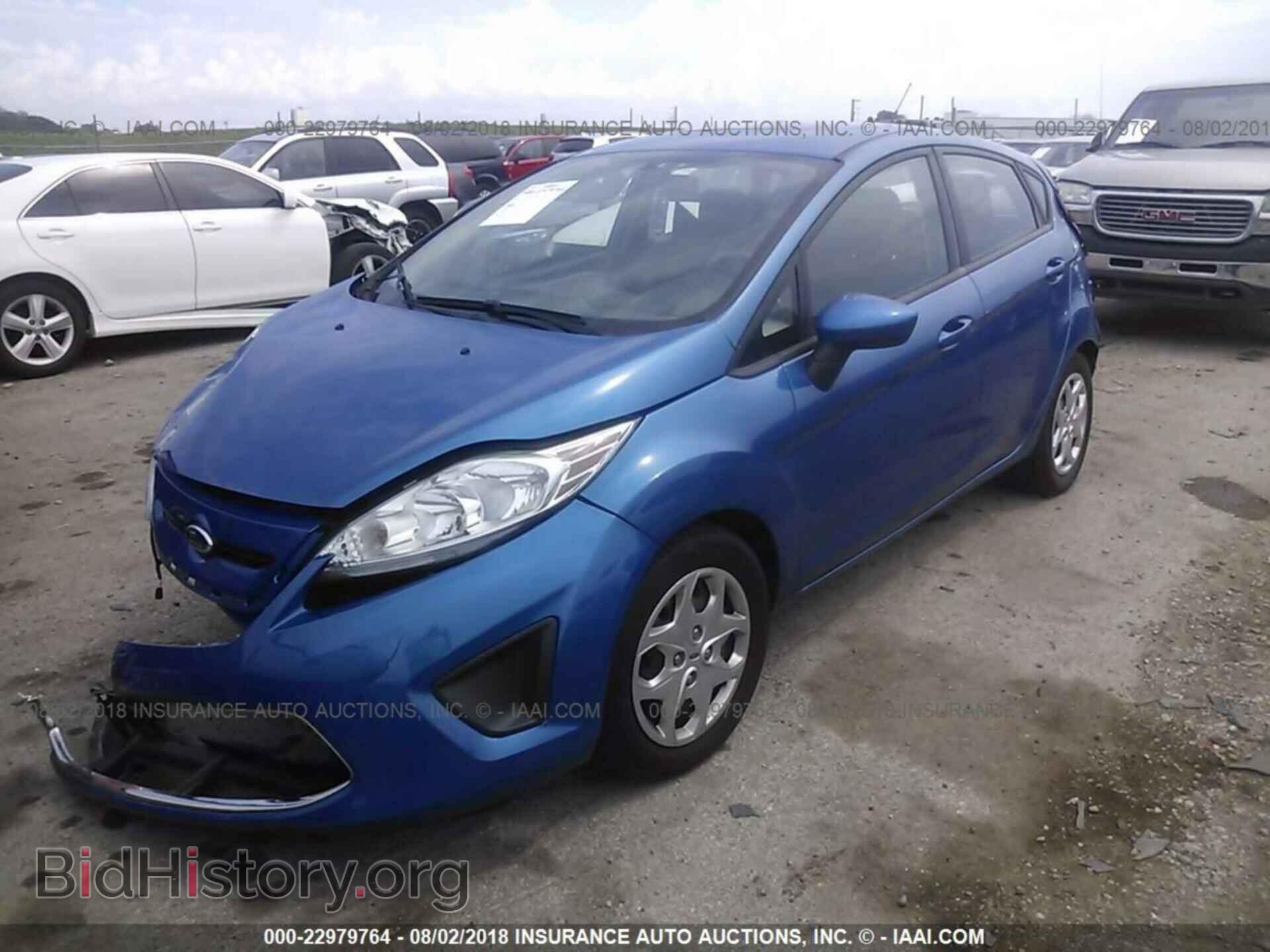 2011 Ford Fiesta - VIN: 3FADP4EJ3BM171188 - Фото 2