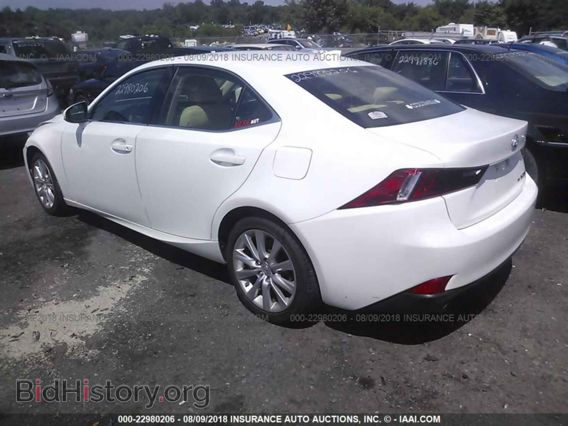 2014 Lexus Is - VIN: JTHCF1D24E5004302 - Photo 3