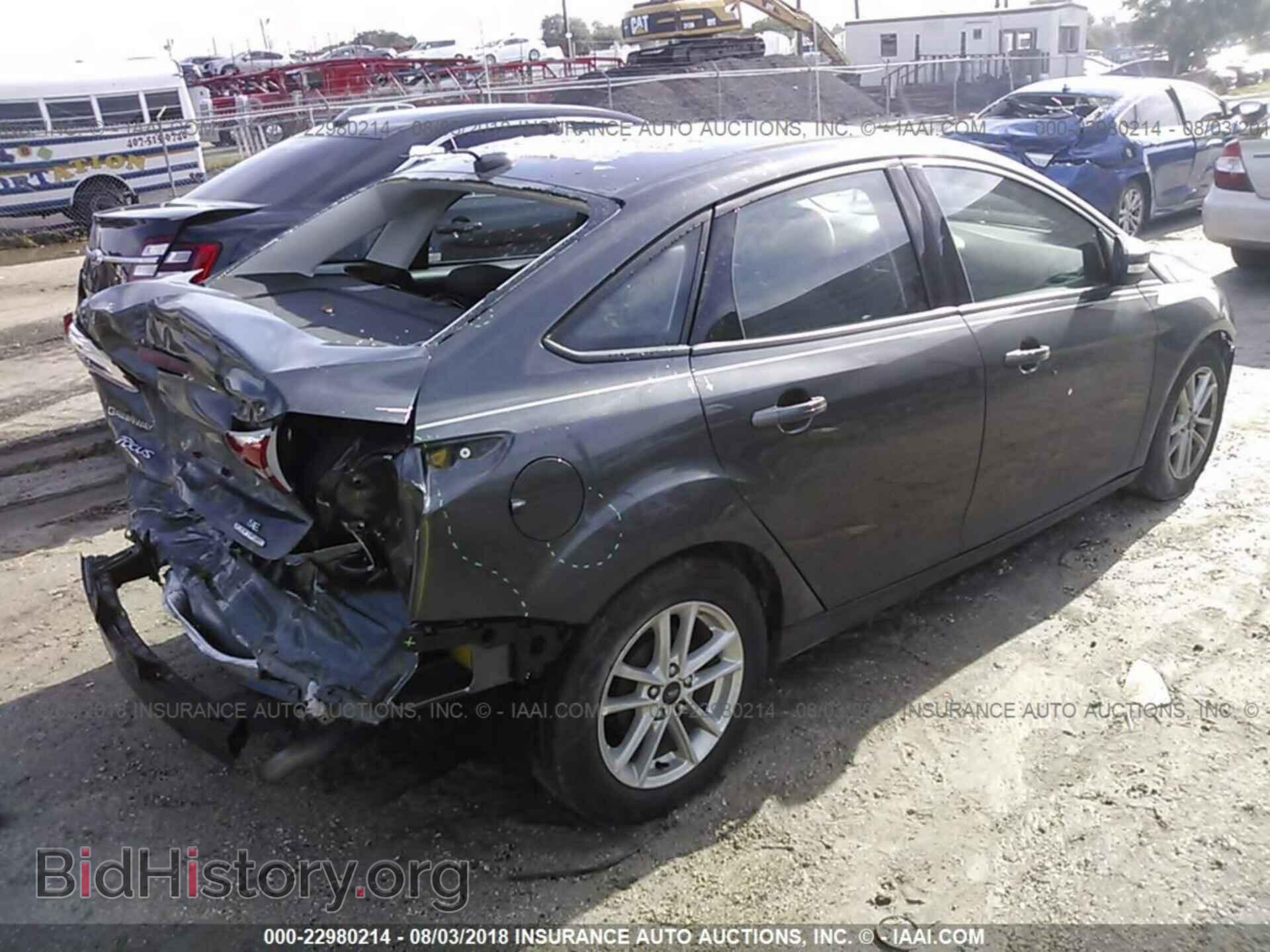 2016 Ford Focus - VIN: 1FADP3F21GL304752 - Фото 4
