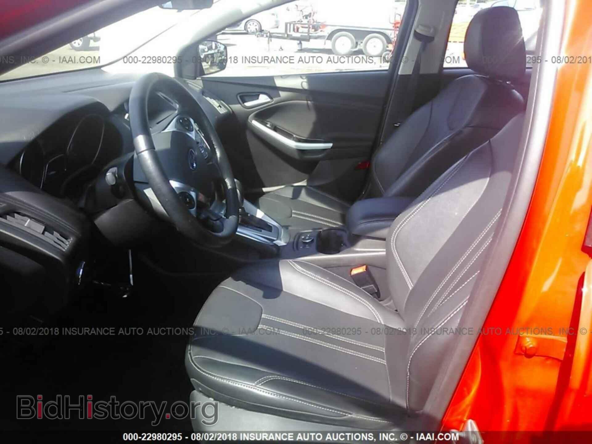 2014 Ford Focus - VIN: 1FADP3K2XEL166793 - Фото 5