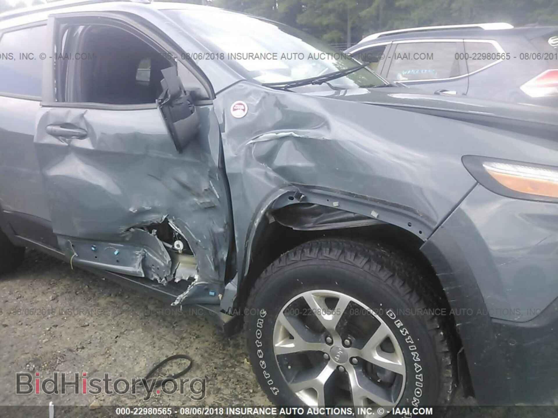 2014 Jeep Cherokee - VIN: 1C4PJMBS1EW231463 - Фото 6