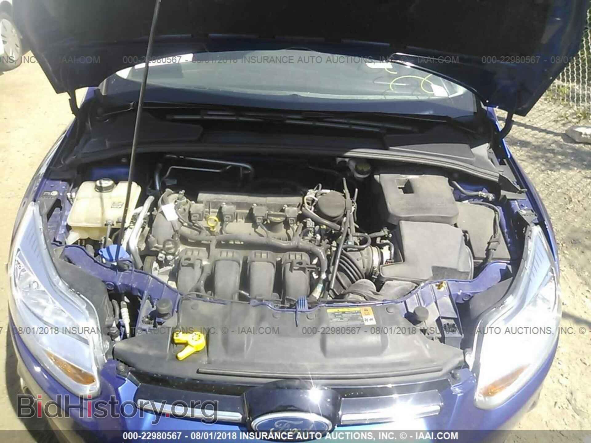 2012 Ford Focus - VIN: 1FAHP3M26CL309623 - Photo 10