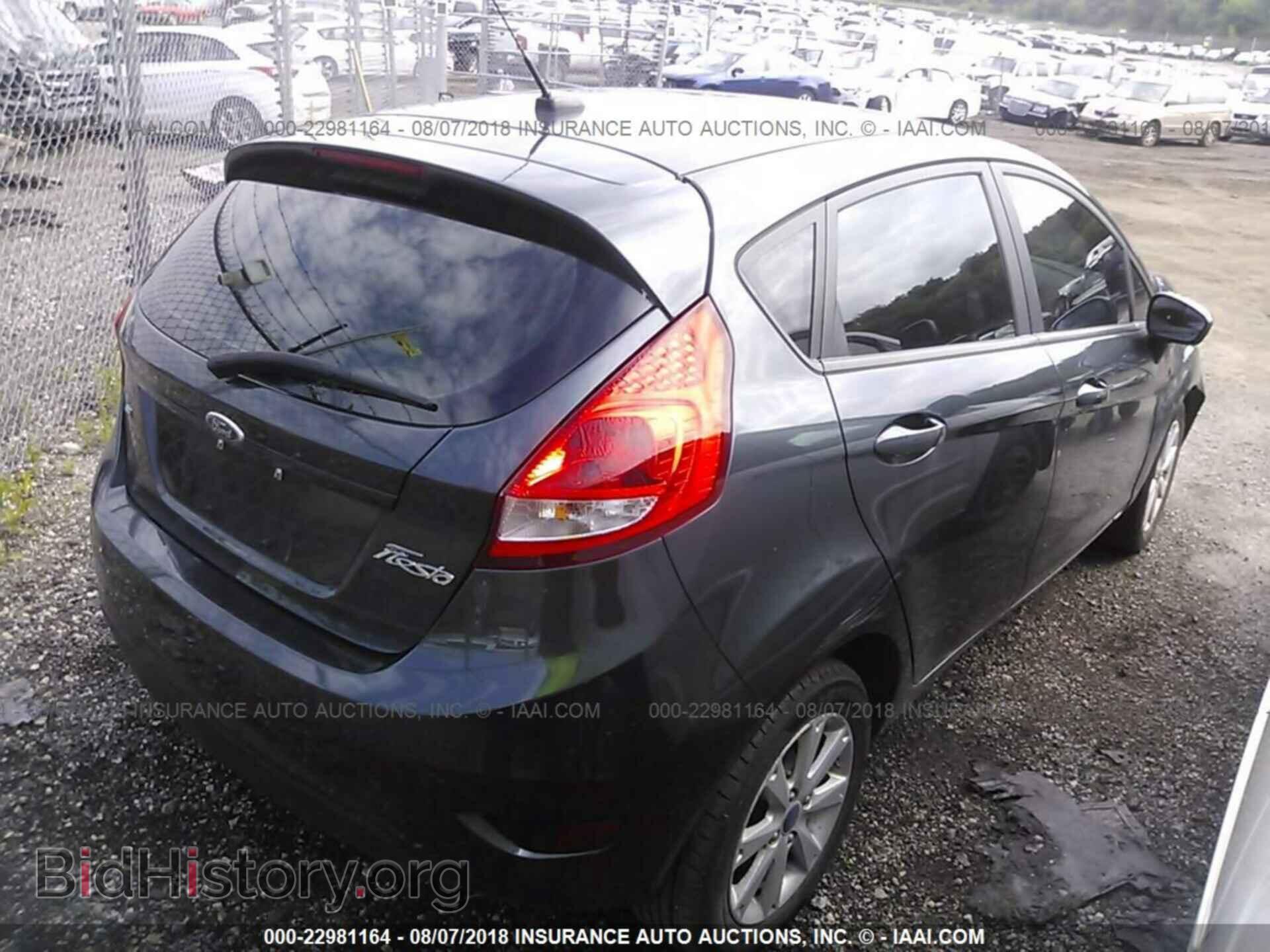 2011 Ford Fiesta - VIN: 3FADP4EJ1BM223336 - Фото 4