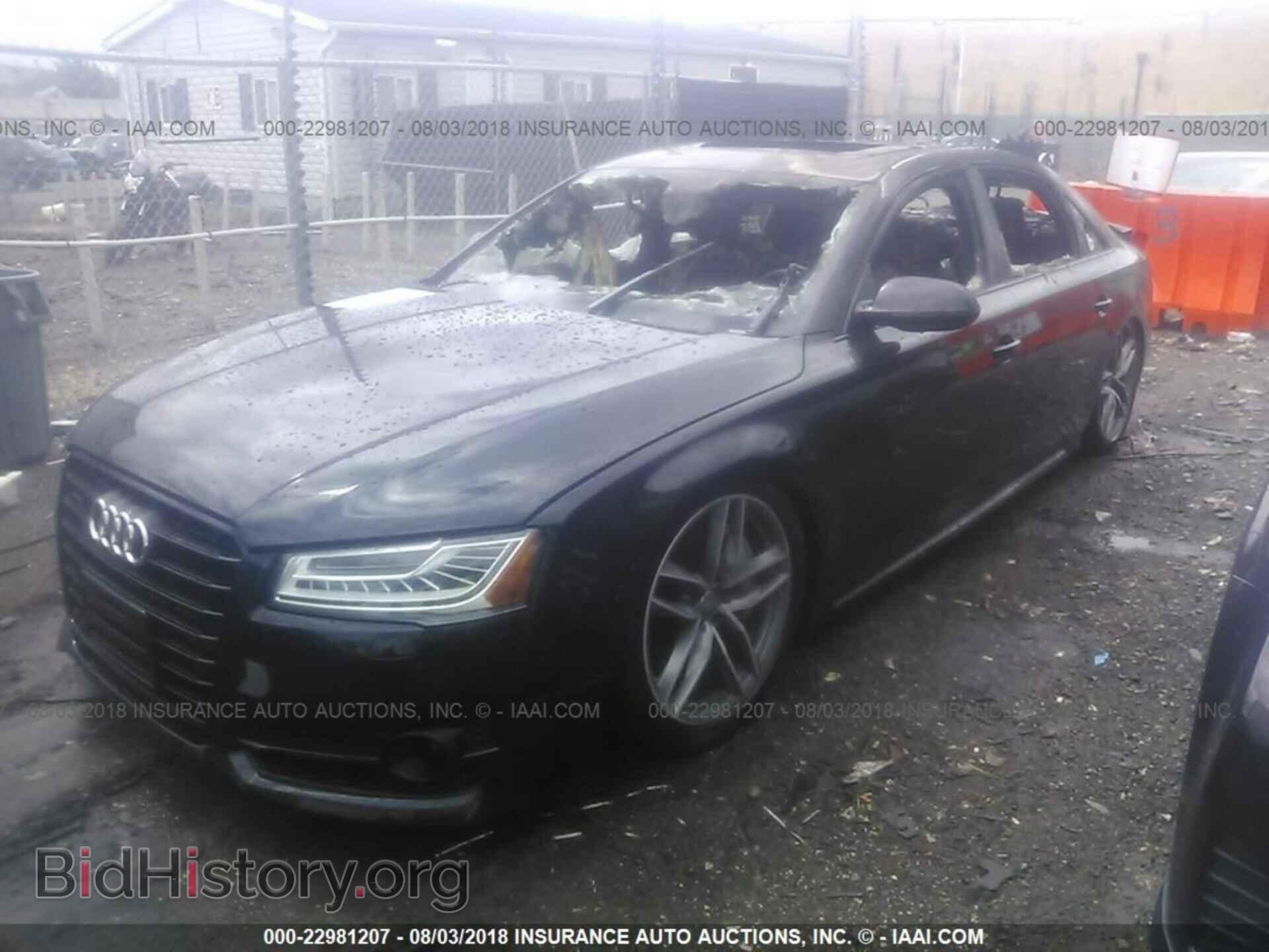 2017 Audi A8 - VIN: WAU43AFD9HN001488 - Фото 2