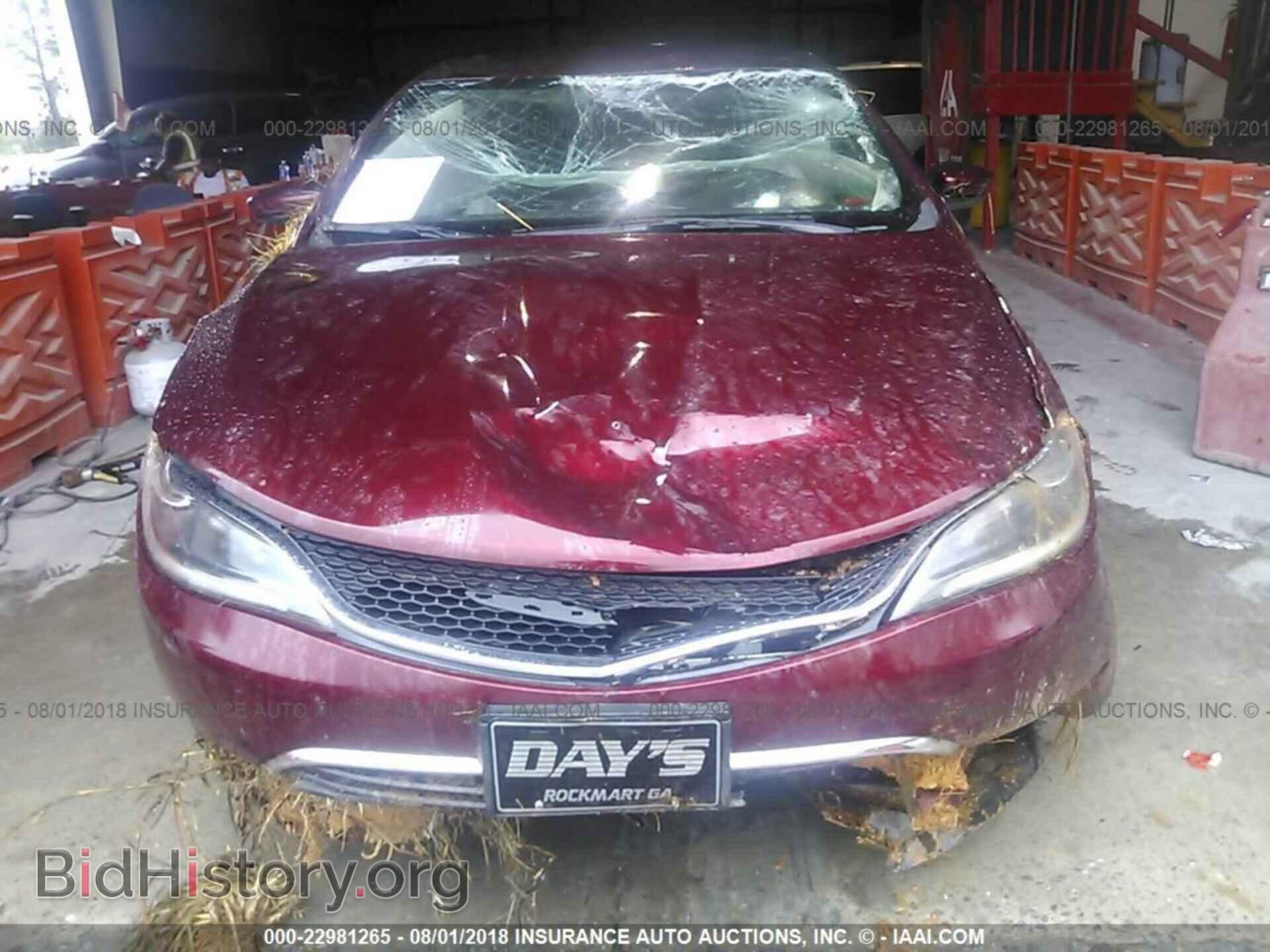 2015 Chrysler 200 - VIN: 1C3CCCAB8FN757976 - Photo 6