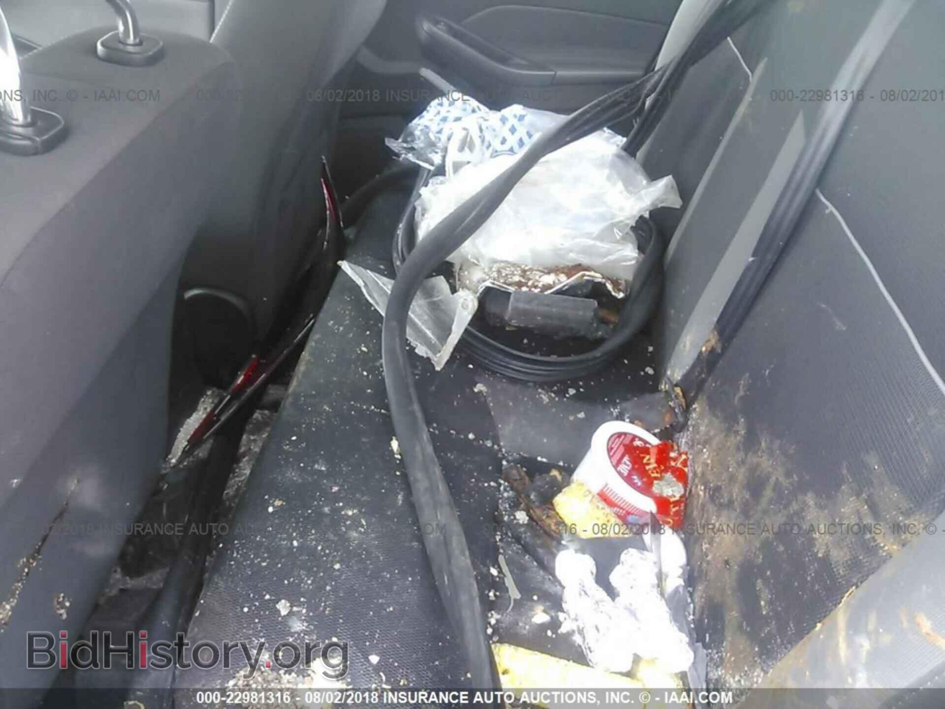 2012 Ford Focus - VIN: 1FAHP3F2XCL201888 - Фото 8