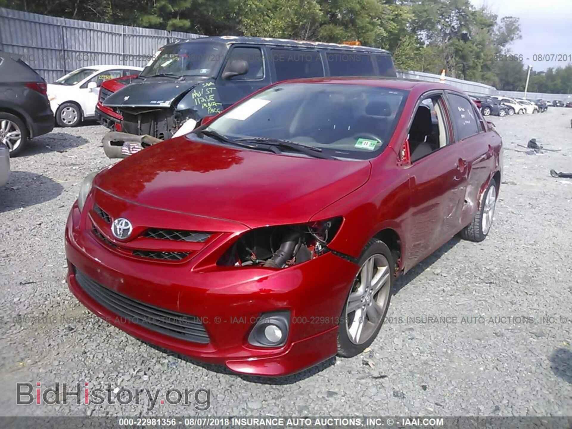 2013 Toyota Corolla - VIN: 2T1BU4EE8DC960512 - Фото 2