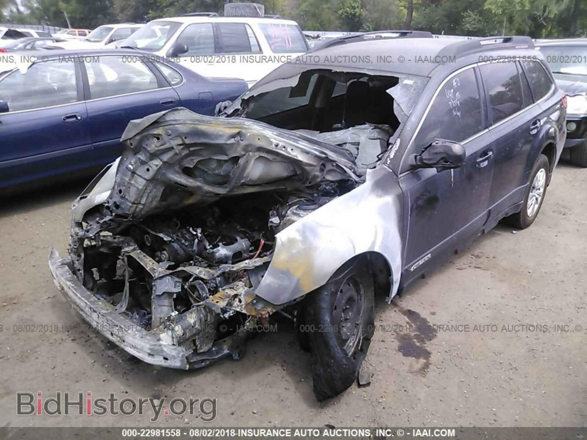 2012 Subaru Outback - VIN: 4S4BRCAC9C3220096 - Photo 2