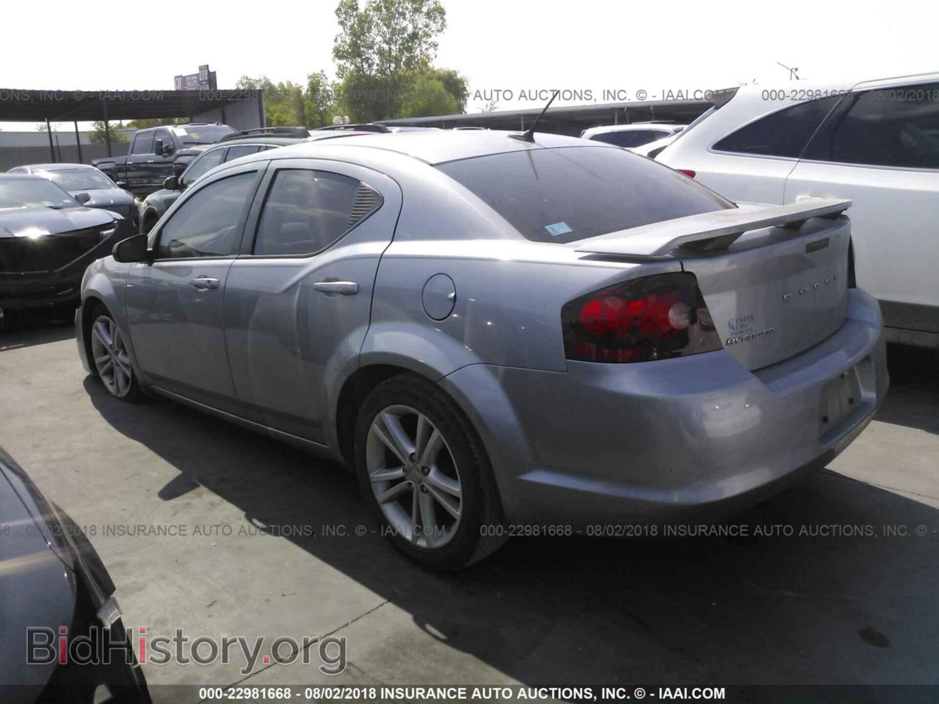 2013 Dodge Avenger - VIN: 1C3CDZAG5DN580974 - Photo 3