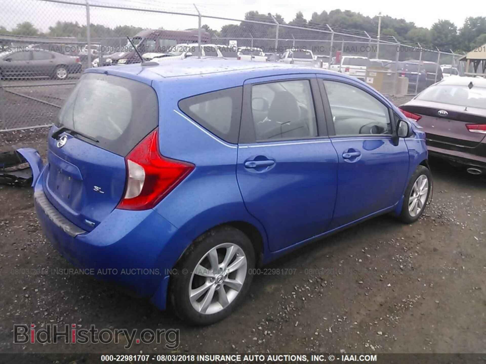 2014 Nissan Versa note - VIN: 3N1CE2CP2EL430631 - Photo 4