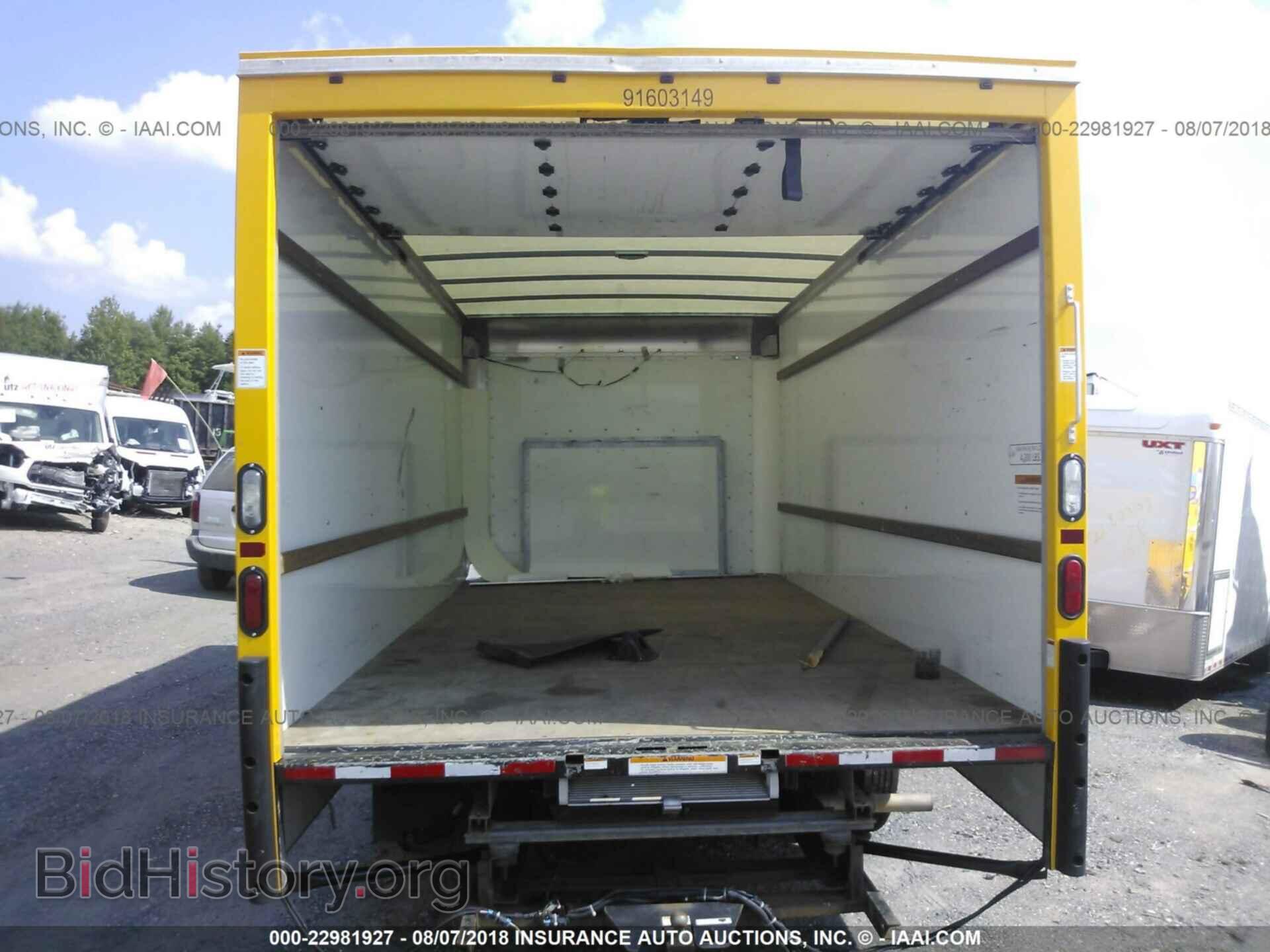 2016 Ford Econoline - VIN: 1FDWE3FS5GDC41475 - Фото 8