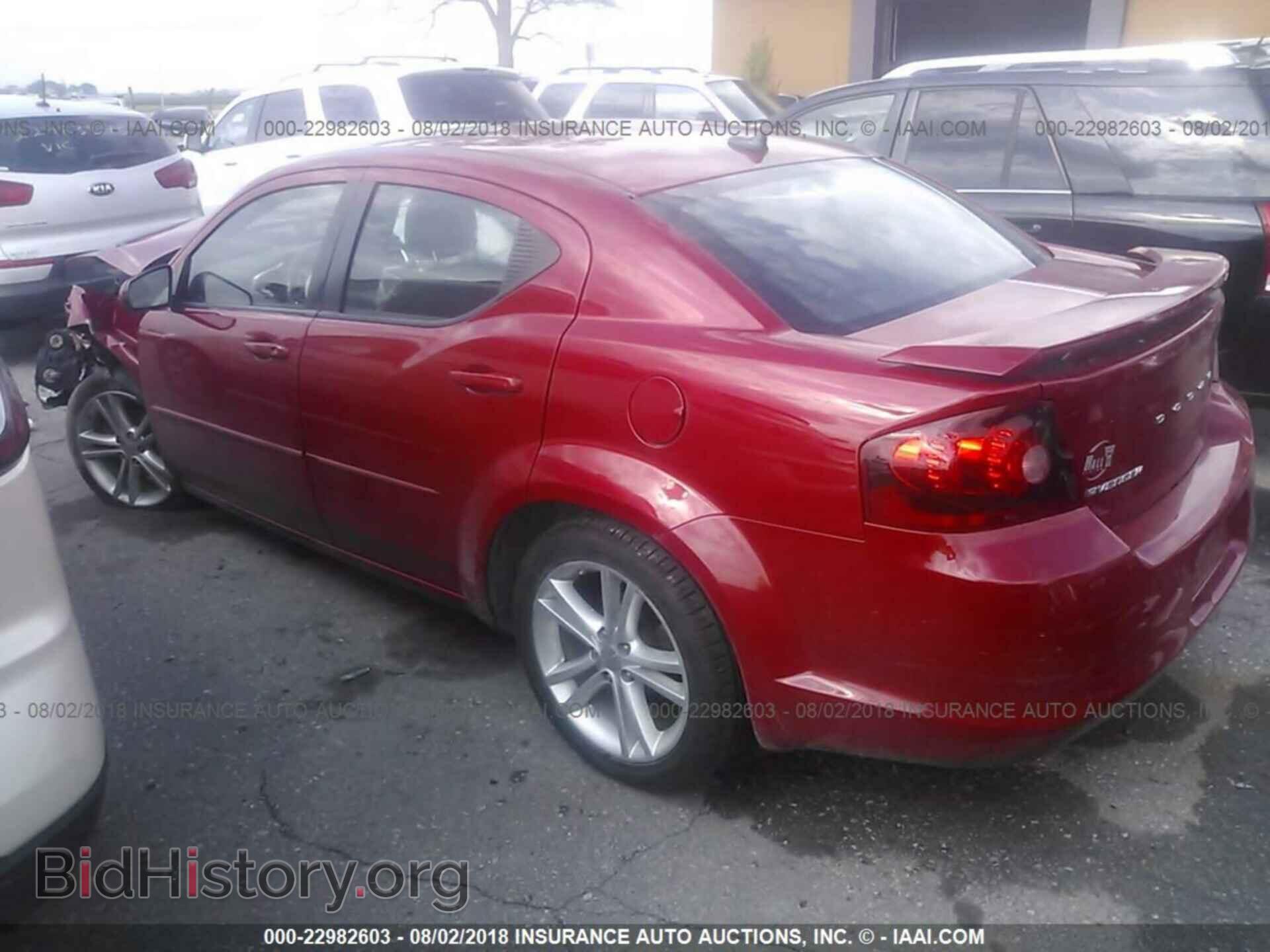 2011 Dodge Avenger - VIN: 1B3BD1FG5BN584989 - Photo 3