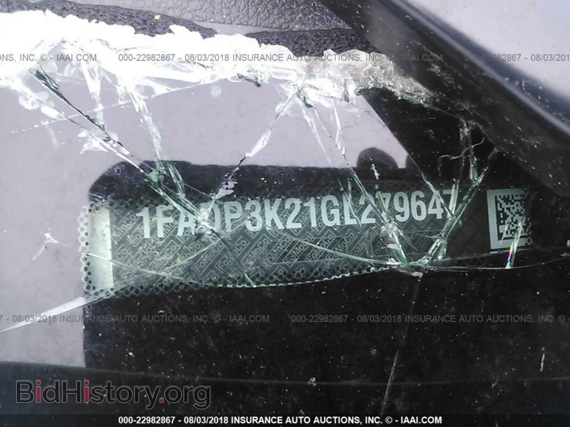 2016 Ford Focus - VIN: 1FADP3K21GL279647 - Photo 9